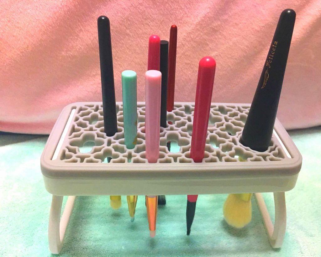 メイクブラシスタンド/セリア/その他化粧小物を使ったクチコミ(1枚目)