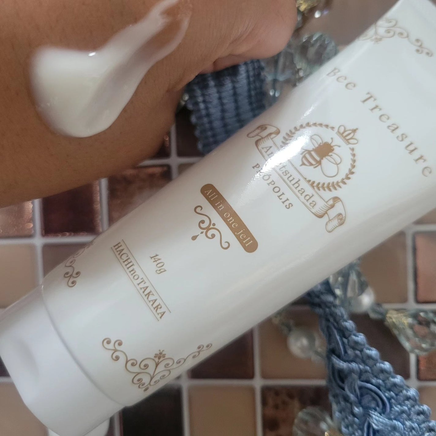 オールインワンジェル あまつはだ~天女肌~/Bee Treasure/オールインワン化粧品を使ったクチコミ(6枚目)