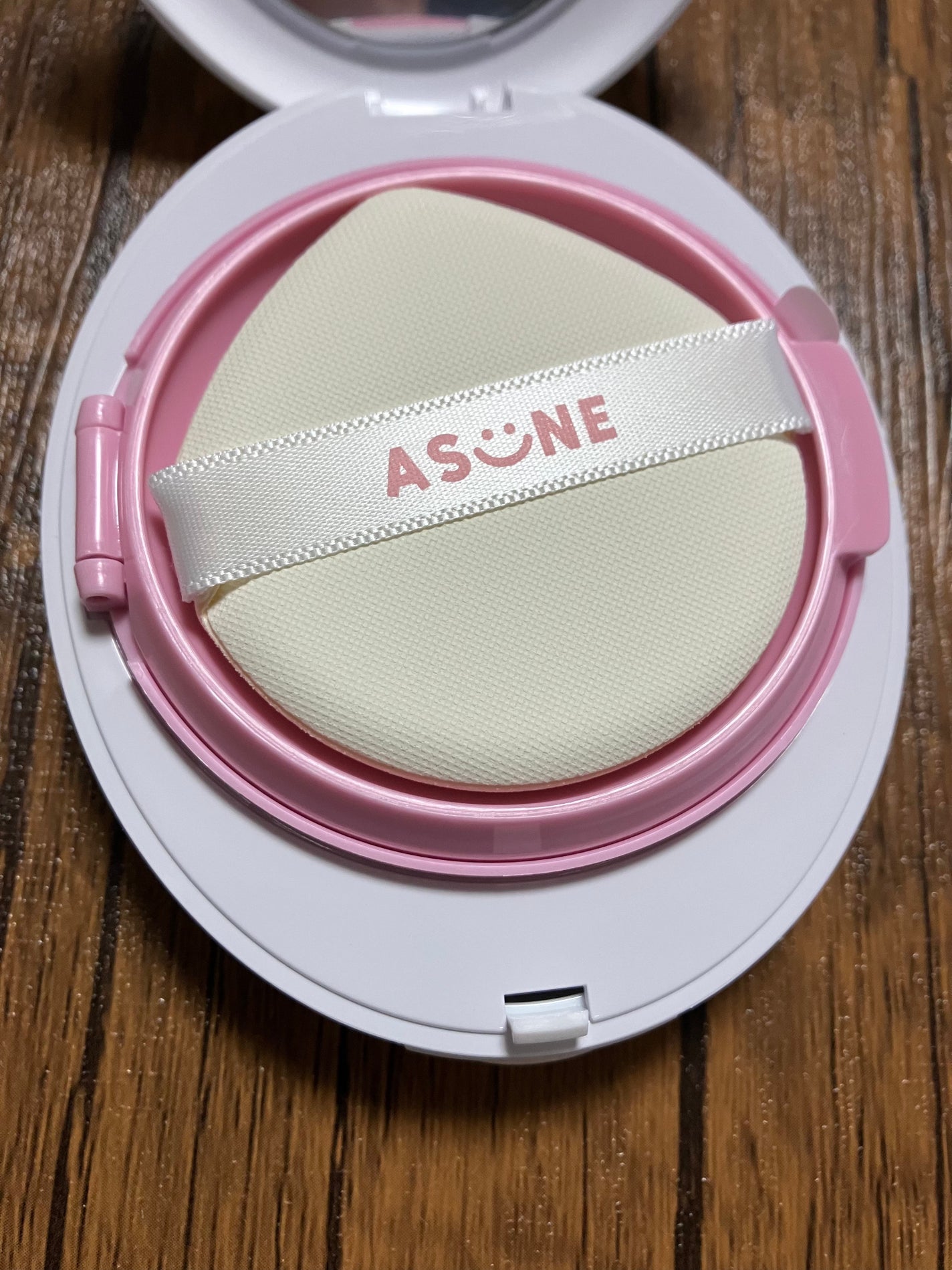 デューイーメッシュファンデーション/ASUNE /クッションファンデーションを使ったクチコミ(2枚目)