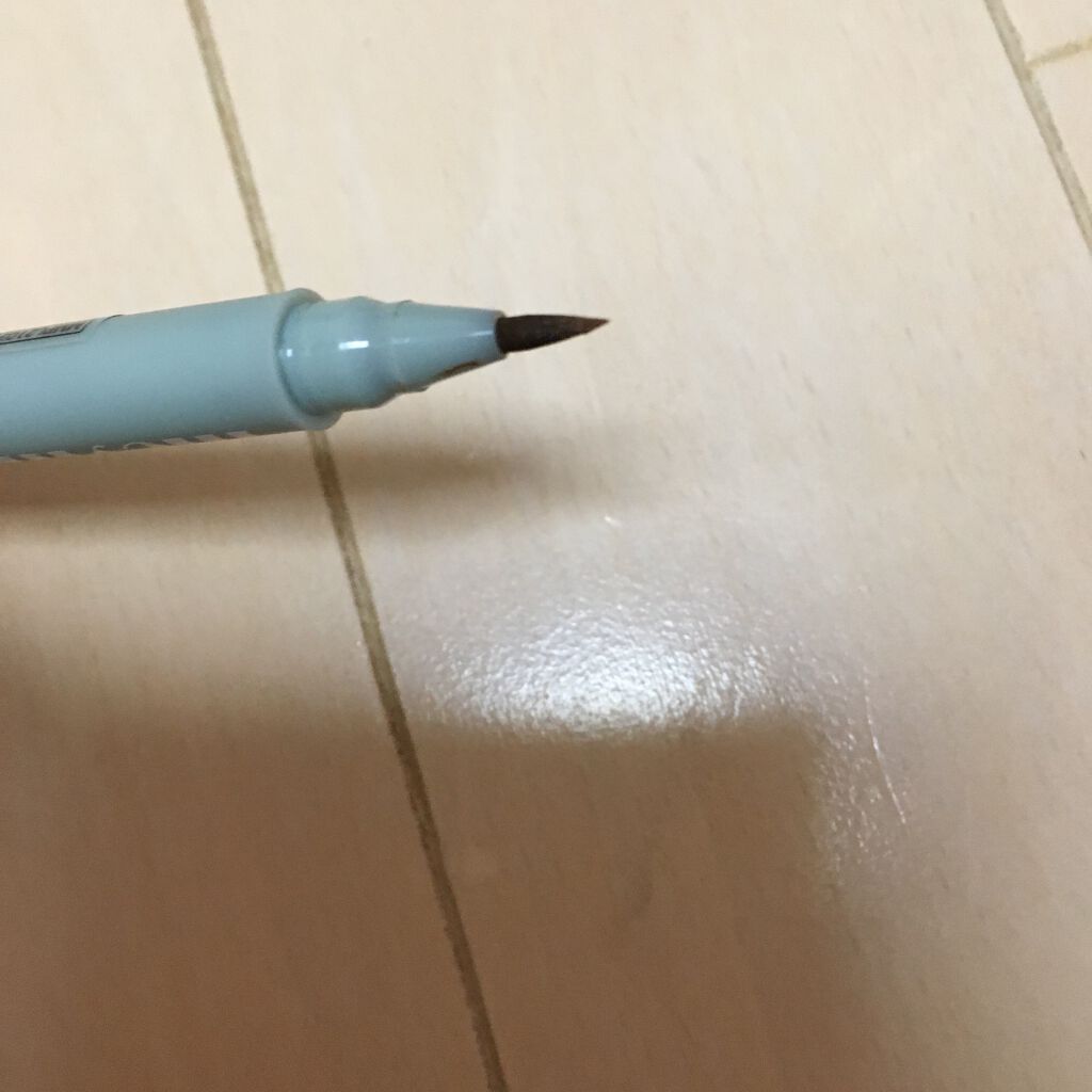 あんちゃん♪̊̈♪̆̈ on LIPS 「この、アイライナーはアイライナーです笑色は茶色です❗300円シ..」(2枚目)