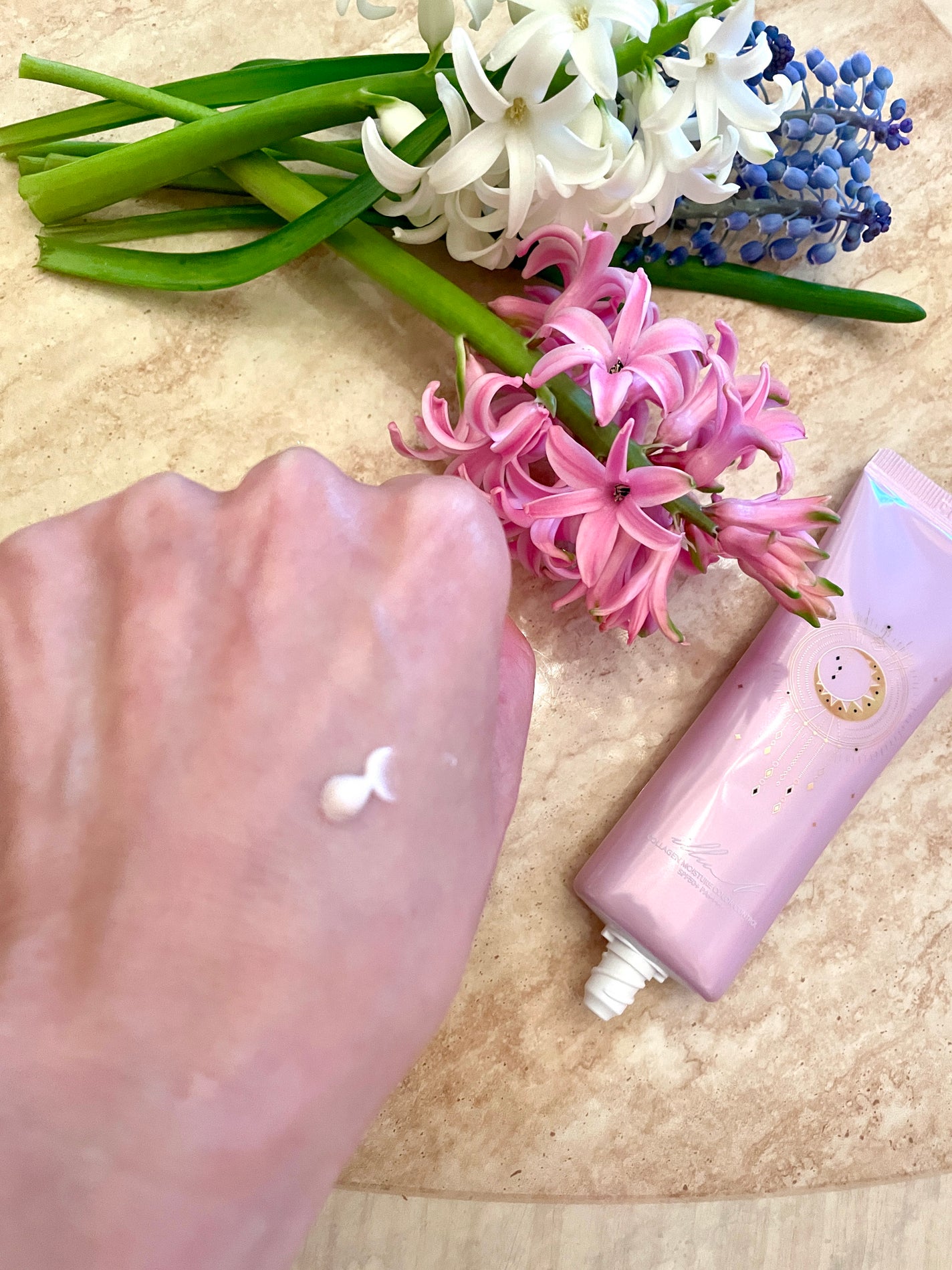 コラーゲンモイスチャーカラーコントロール/illuN/化粧下地を使ったクチコミ(2枚目)