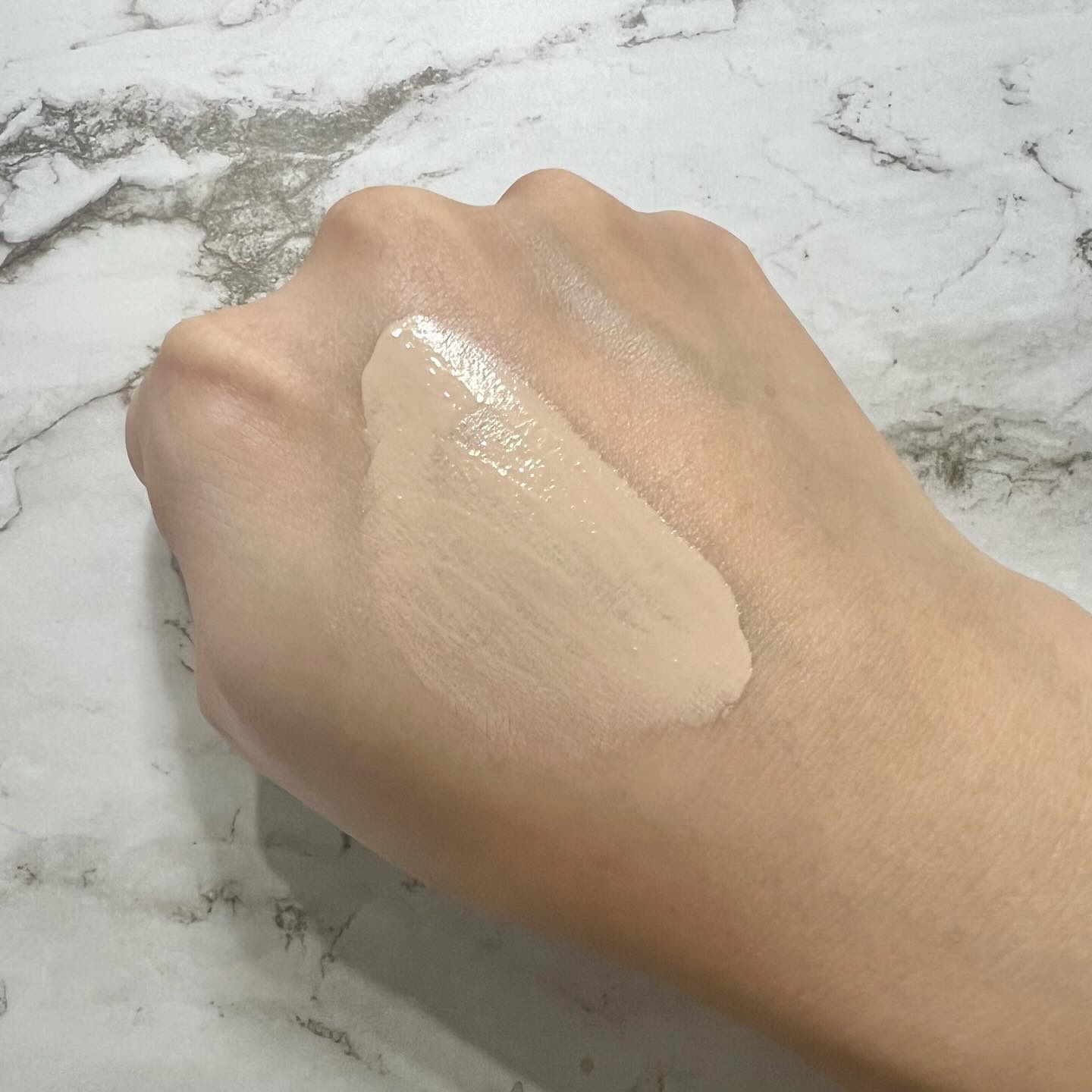 カラーステイ ロングウェア メイクアップ D/REVLON/リキッドファンデーションを使ったクチコミ（2枚目）