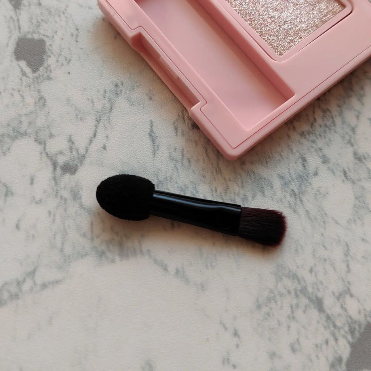 フーミー シングルラメシャドウ/WHOMEE/単色アイシャドウを使ったクチコミ（3枚目）