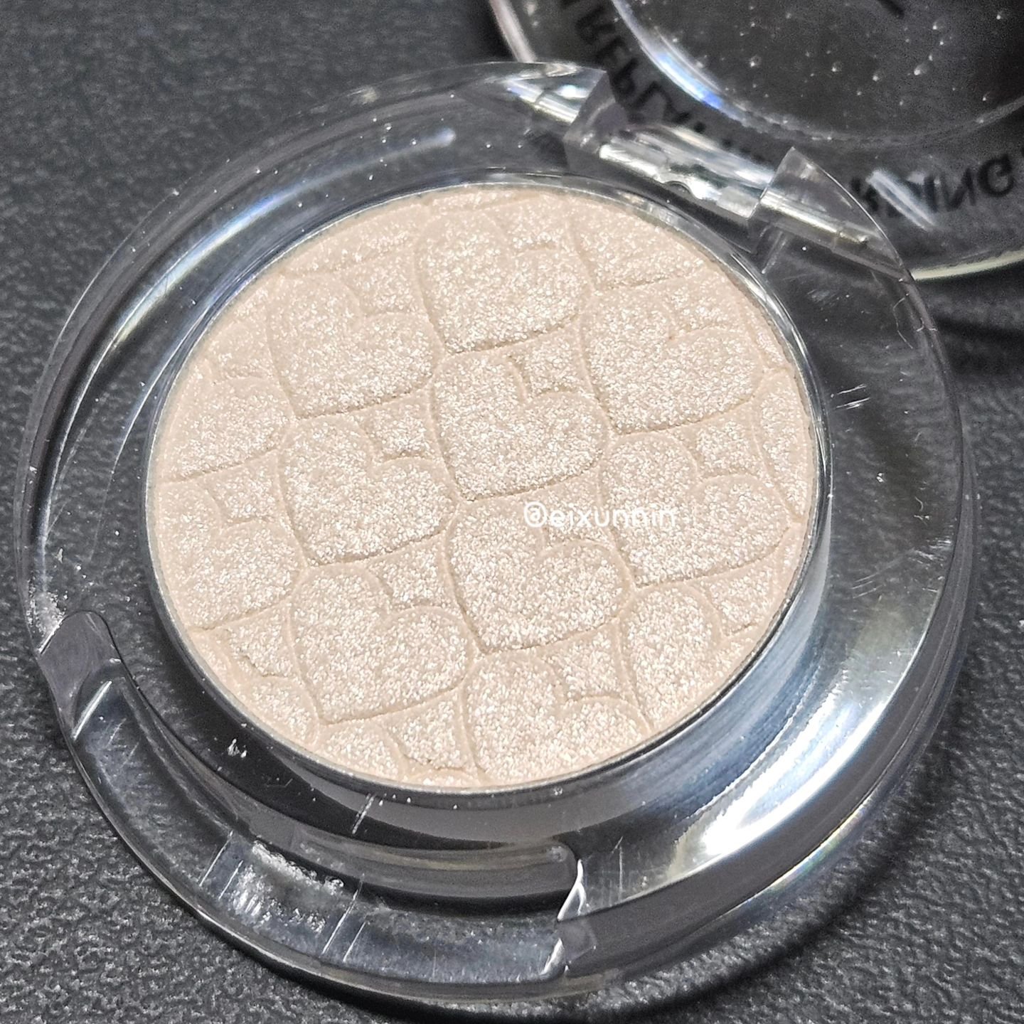 ルックアット マイアイジュエル/ETUDE/単色アイシャドウを使ったクチコミ（3枚目）