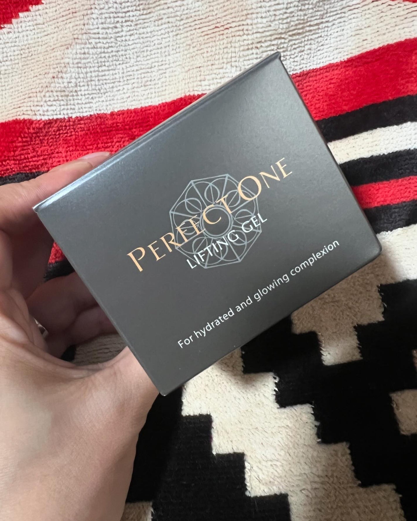 パーフェクトワン リフティングジェル/パーフェクトワン/オールインワン化粧品を使ったクチコミ(1枚目)