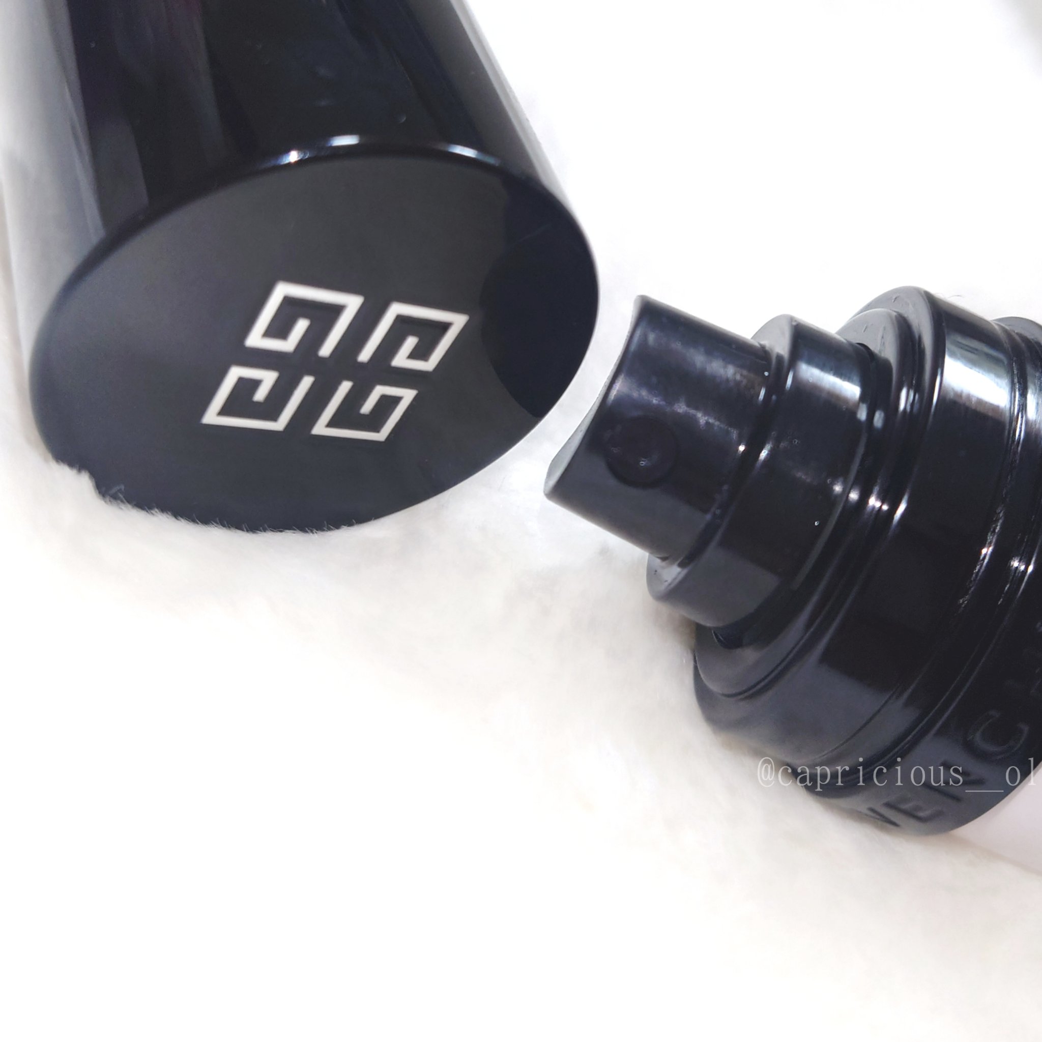 プリズム・リーブル・プレップ＆セット・グロウ・ミスト/GIVENCHY/化粧下地を使ったクチコミ（2枚目）