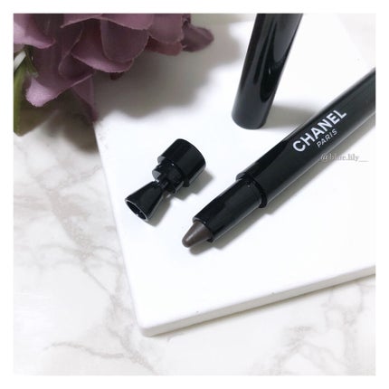 スティロ オンブル エ コントゥール/CHANEL/スティックアイシャドウを使ったクチコミ(4枚目)