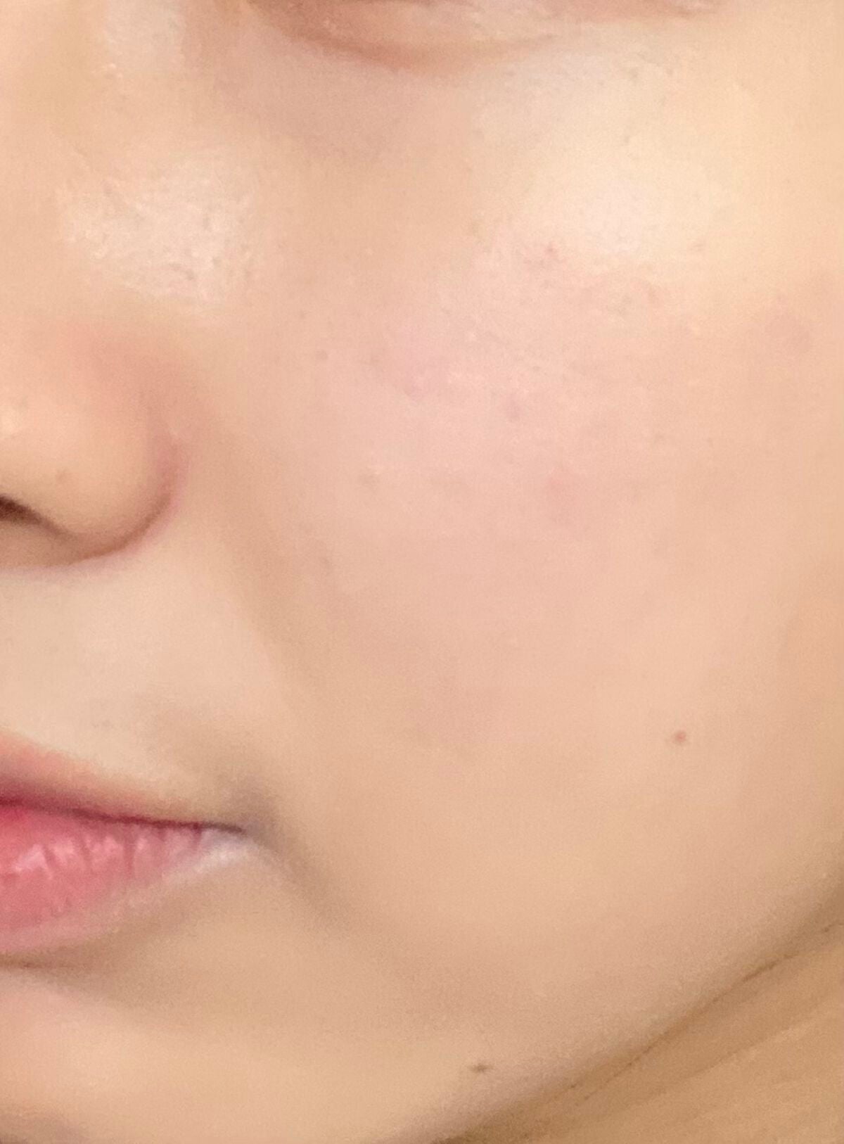 はな on LIPS 「軽くメイクする日、スクールメイクに最適!COSNORIエアース..」(3枚目)