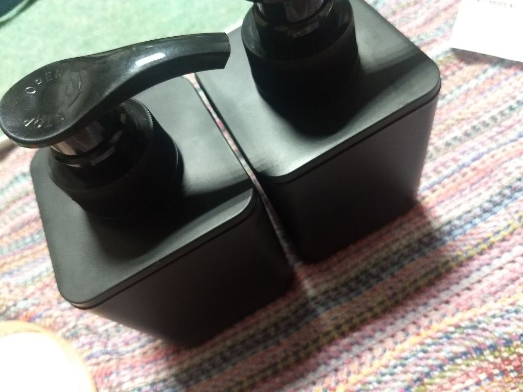 Snail Soothing Gel 97%/ハイジドルフ/ボディローションを使ったクチコミ（1枚目）