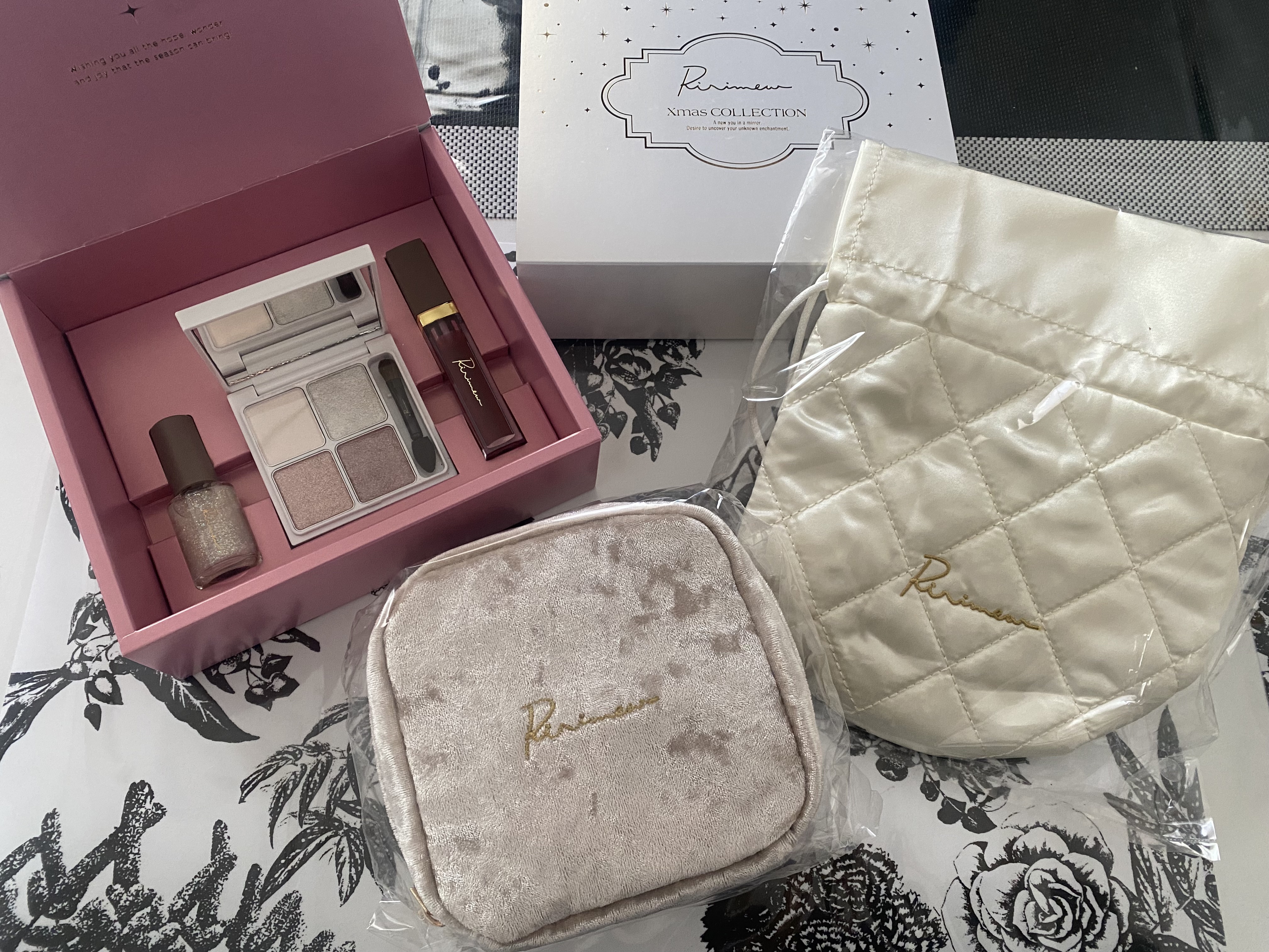 クリスマスコレクション 2023年/Ririmew/メイクアップキットを使ったクチコミ（1枚目）