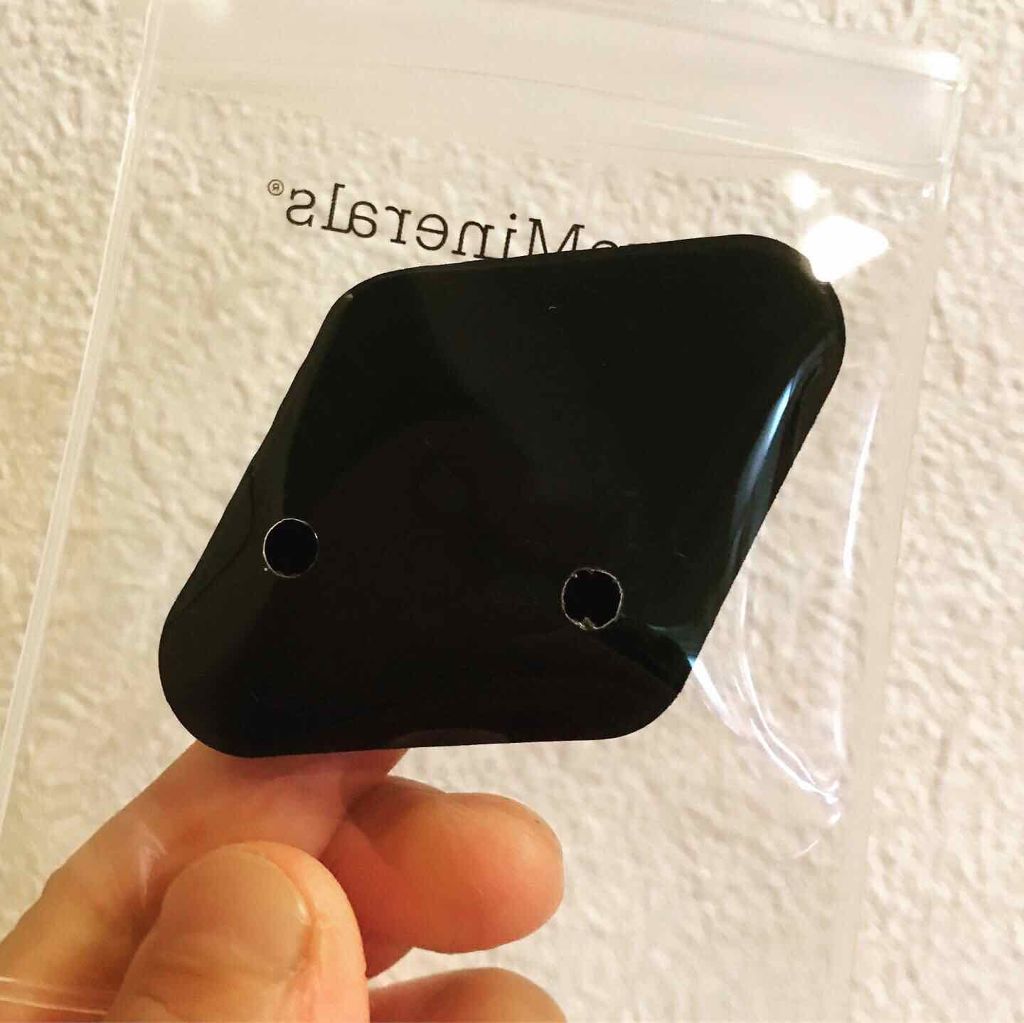 デュアルサイド シリコン ブレンダー/bareMinerals/パフ・スポンジを使ったクチコミ（3枚目）