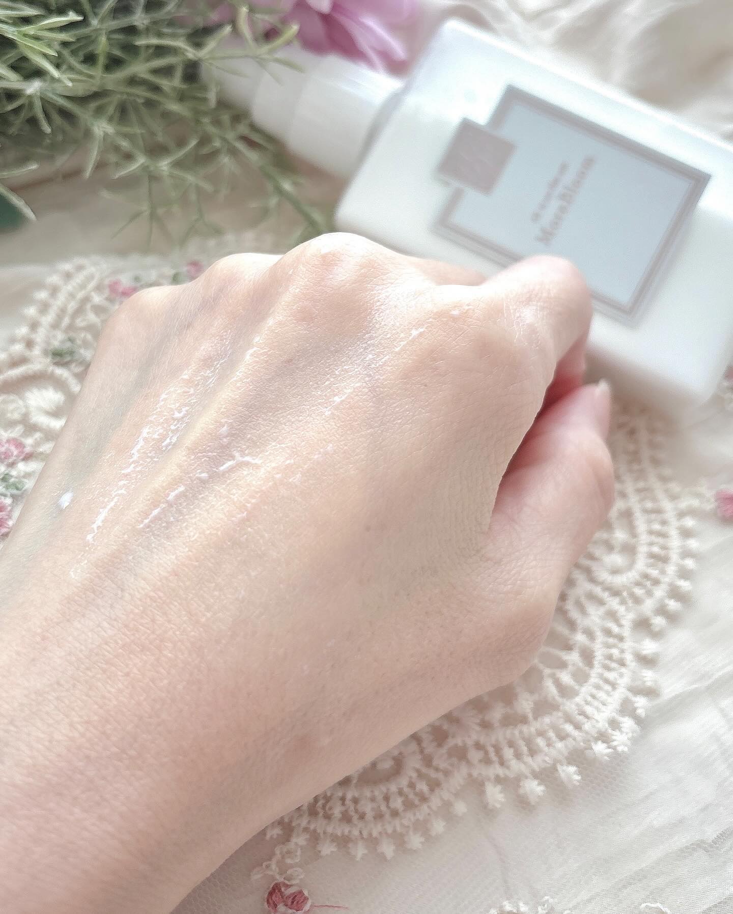 モアブルームオールインワンヘアミスト/MORE BLOOM/アウトバストリートメントを使ったクチコミ（3枚目）