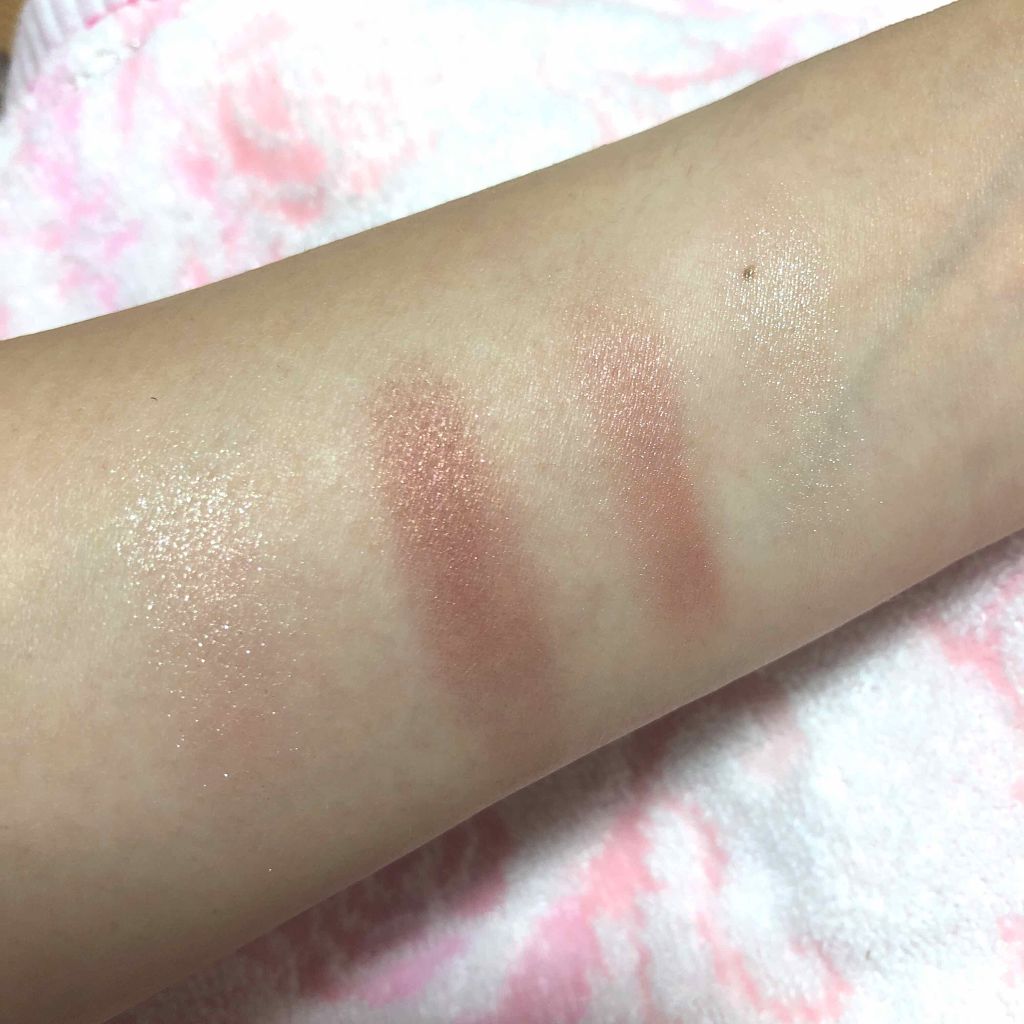 リアルクローズシャドウ/excel/アイシャドウパレットを使ったクチコミ(3枚目)