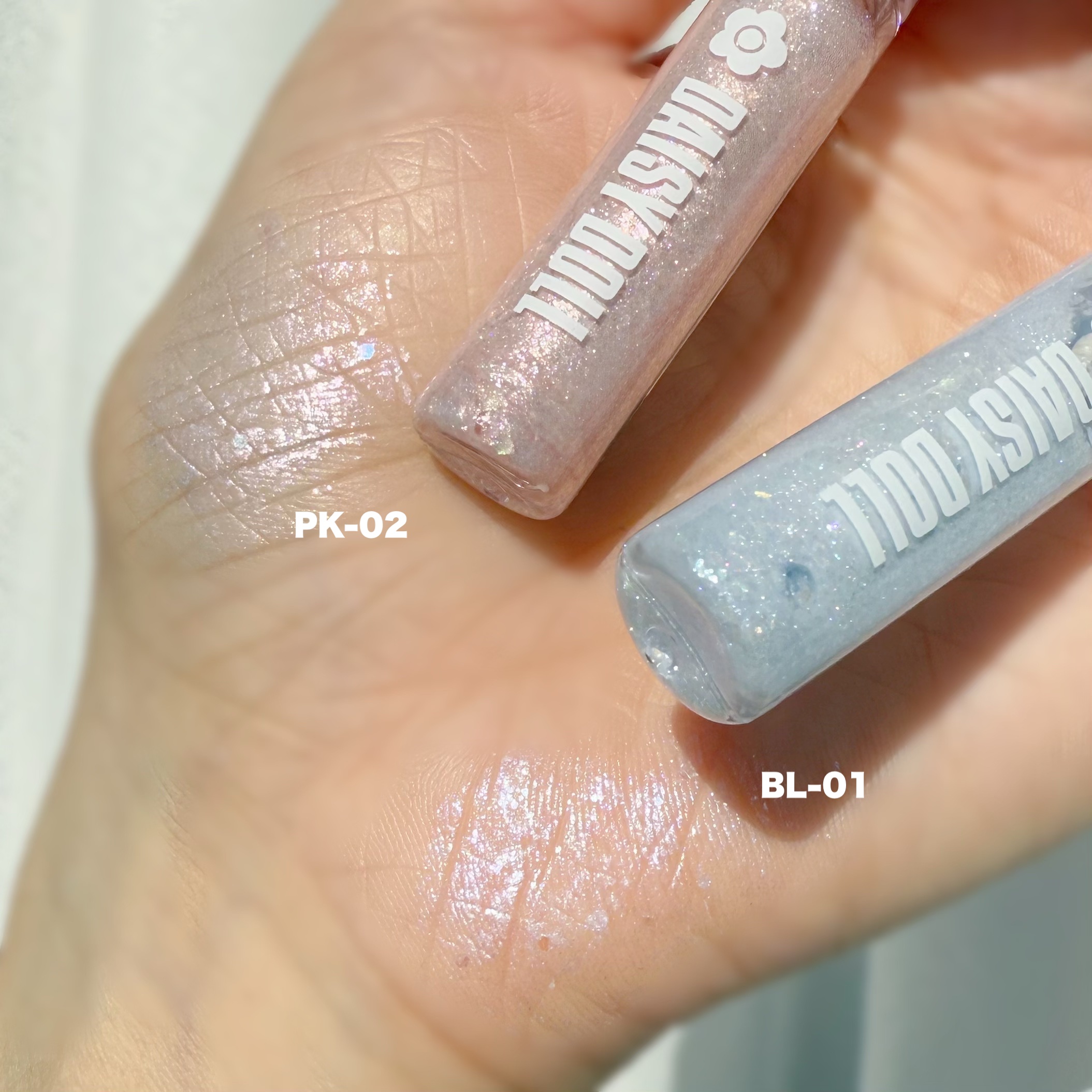 グリッターアイカラー/DAISY DOLL by MARY QUANT/グリッターを使ったクチコミ（2枚目）