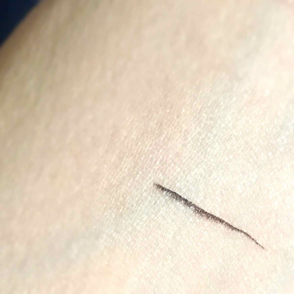 ラブ・ライナー リキッドアイライナーR3/ラブ・ライナー/リキッドアイライナーを使ったクチコミ(3枚目)