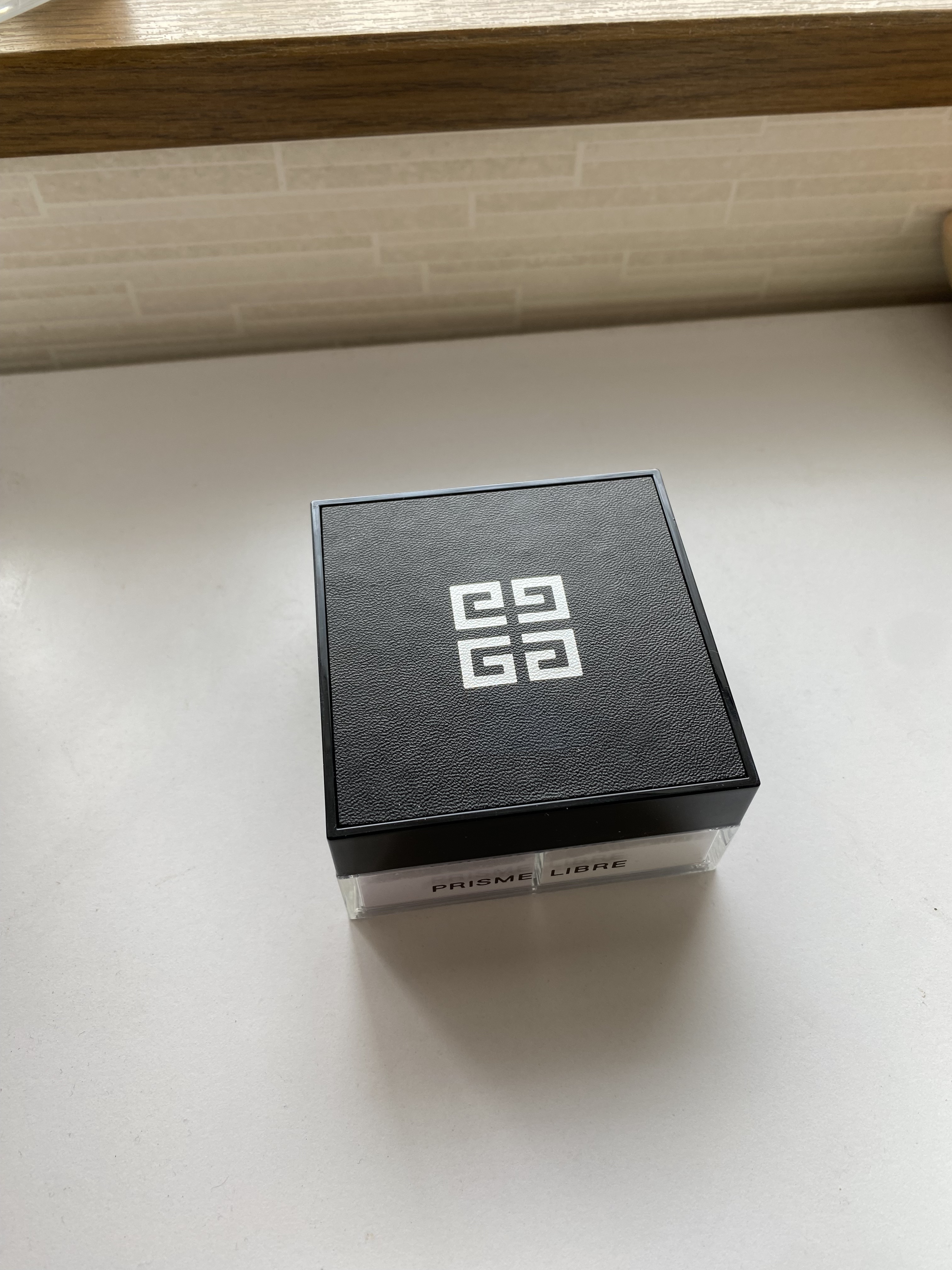 プリズム・リーブル/GIVENCHY/ルースパウダーを使ったクチコミ（2枚目）