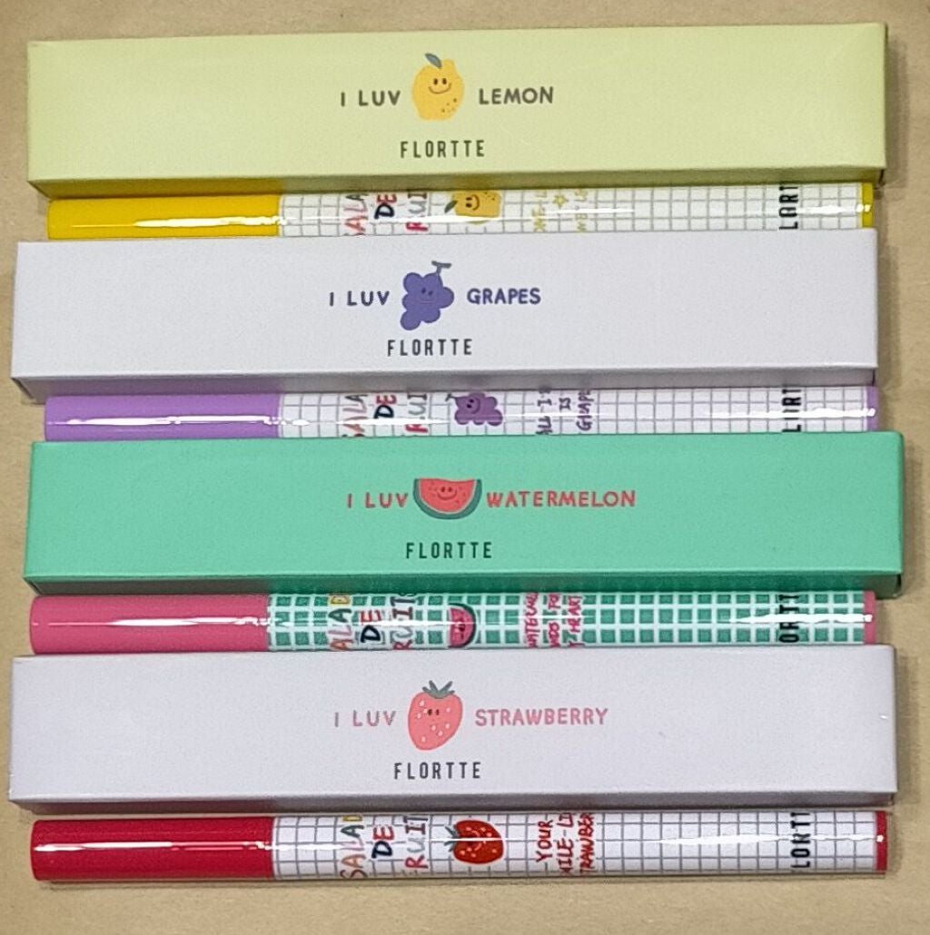 サラダdeフルーツカラーリキッドアイライナーWP/FLORTTE/リキッドアイライナーを使ったクチコミ(1枚目)