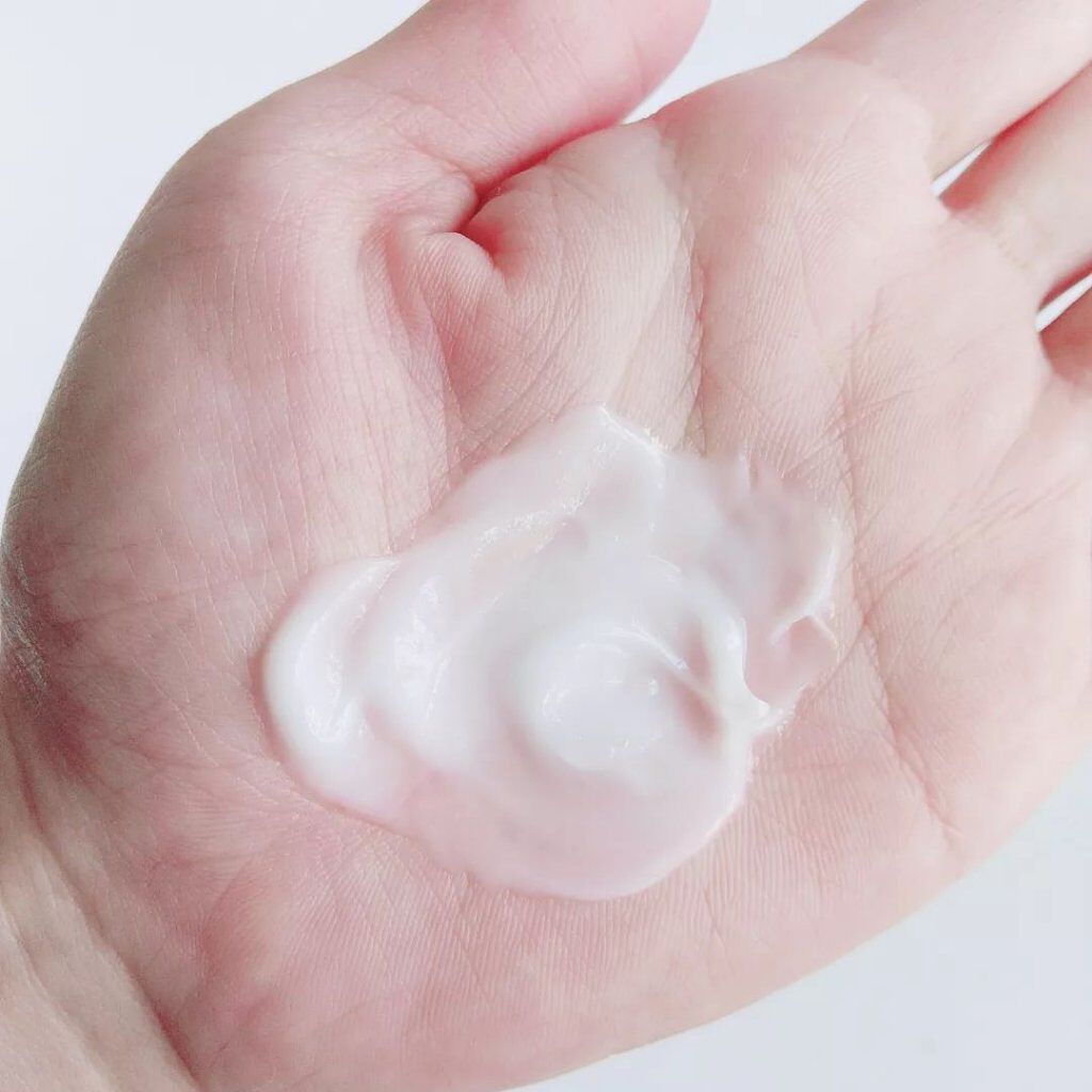 さくら on LIPS 「3/1新発売のヘアアイテム🆕✨「DROASグロッシーシャンプー..」(4枚目)