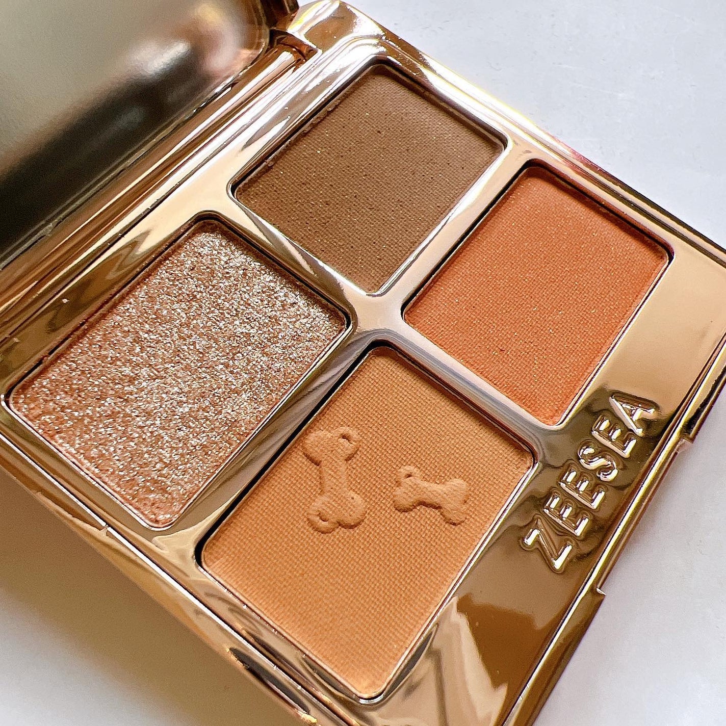 アニマルアイシャドウ(4シェード)/ZEESEA/アイシャドウパレットを使ったクチコミ(2枚目)