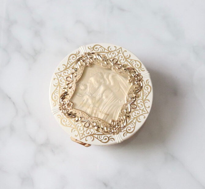 フェースアップパウダー2024/ミラノコレクション/プレストパウダーを使ったクチコミ(1枚目)