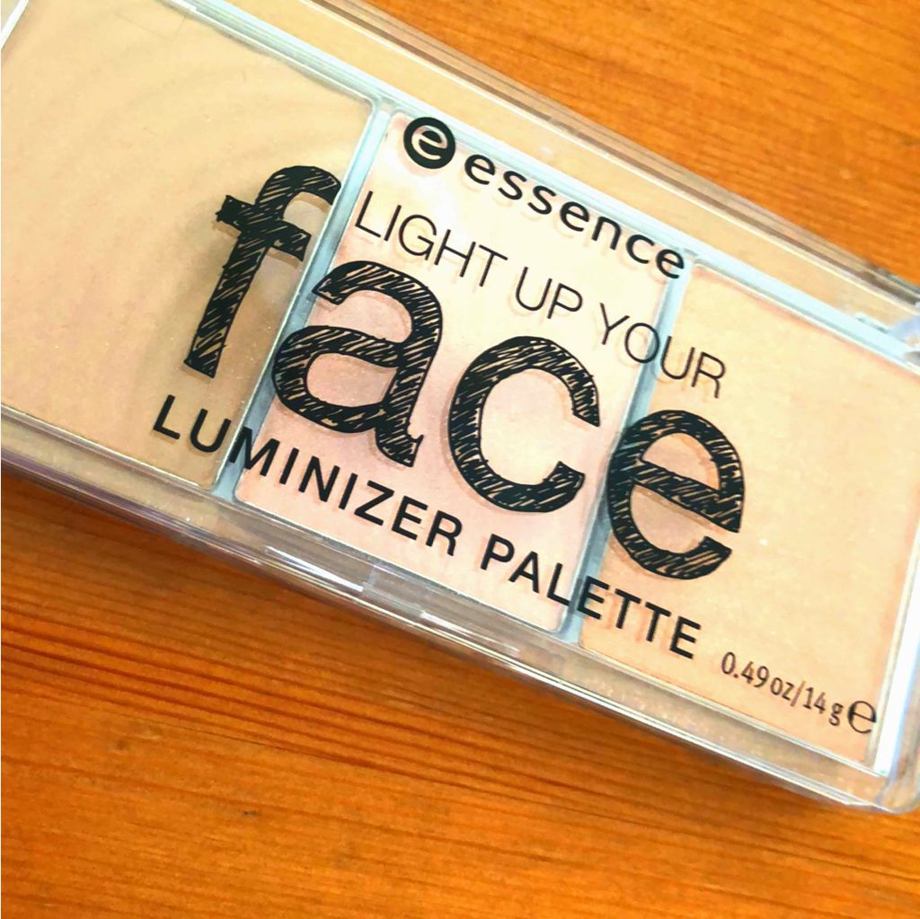 light up your face luminizer palette/essence/プレストパウダーを使ったクチコミ（1枚目）