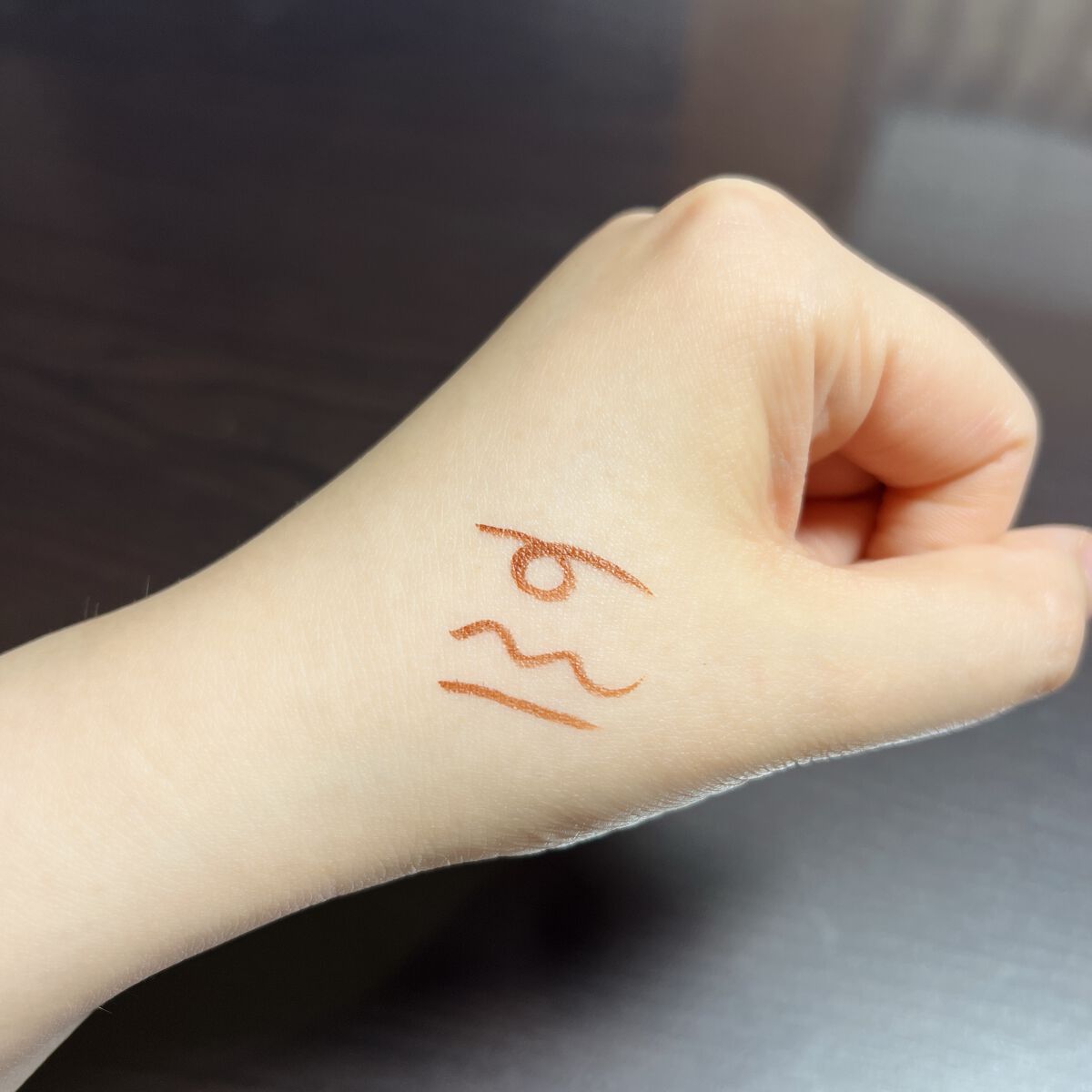 「密着アイライナー」ショート筆リキッド/デジャヴュ/リキッドアイライナーを使ったクチコミ(3枚目)