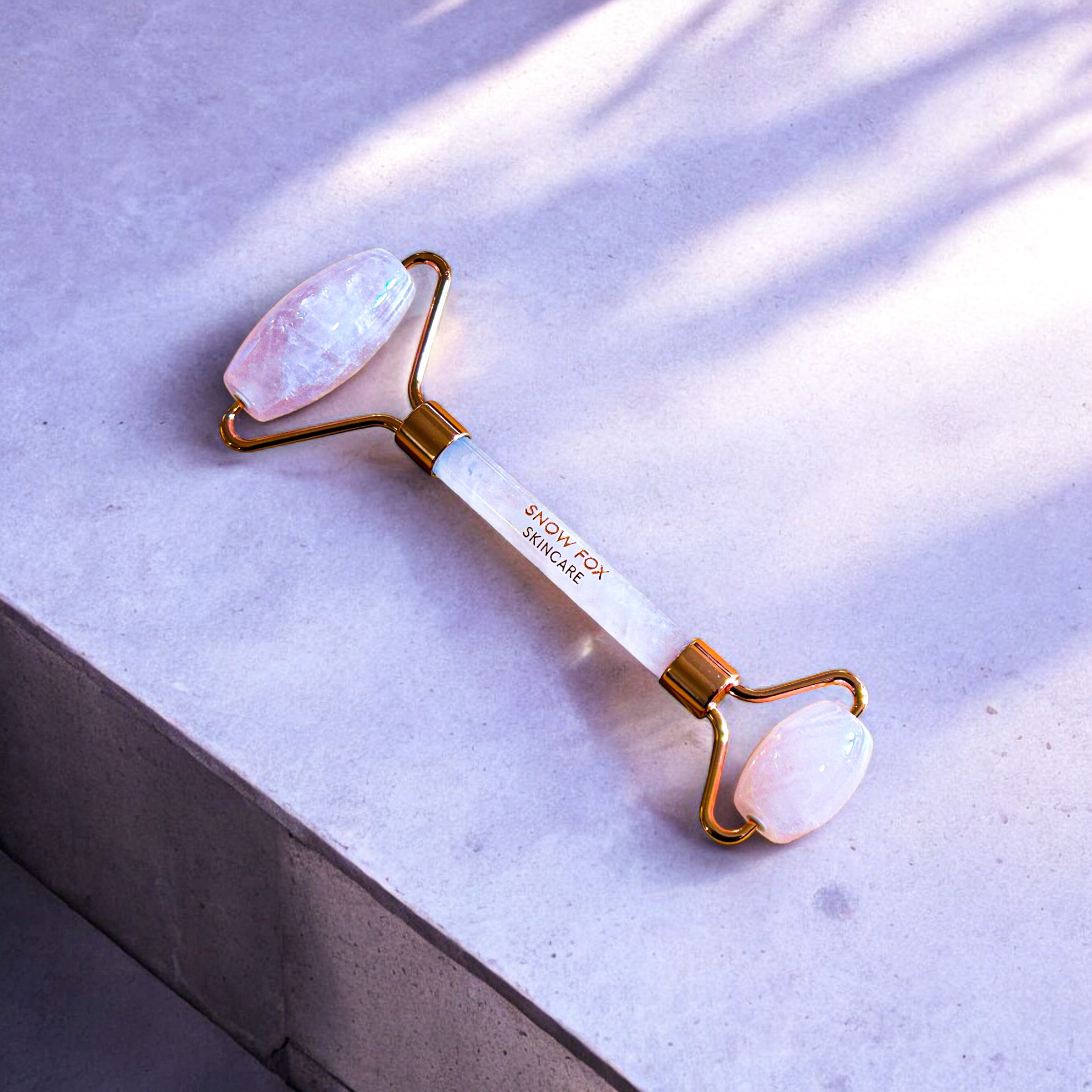 ローズ クォーツ フェイシャル ローラー/SNOW FOX SKINCARE/その他スキンケアグッズを使ったクチコミ（1枚目）