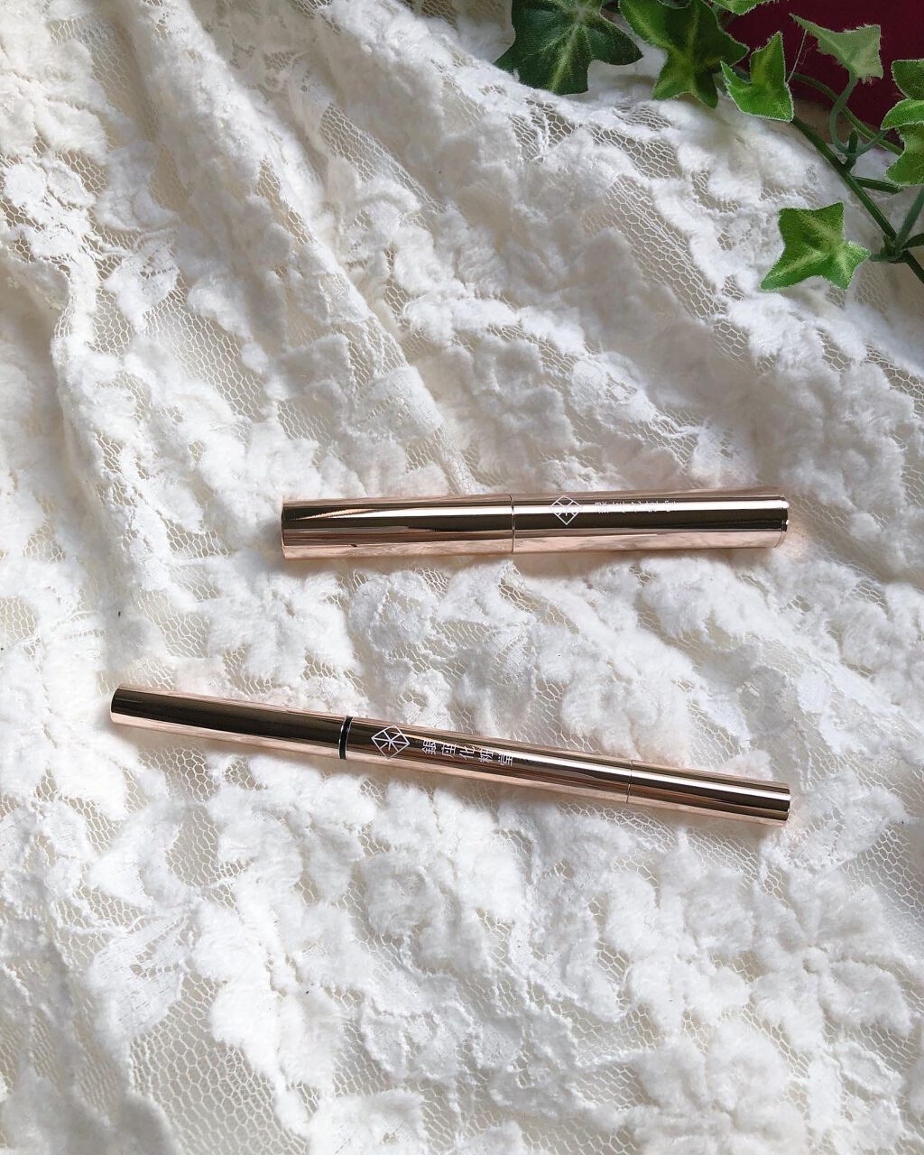 ジュエルアイ スティック/銀座化粧堂/スティックアイシャドウを使ったクチコミ（2枚目）