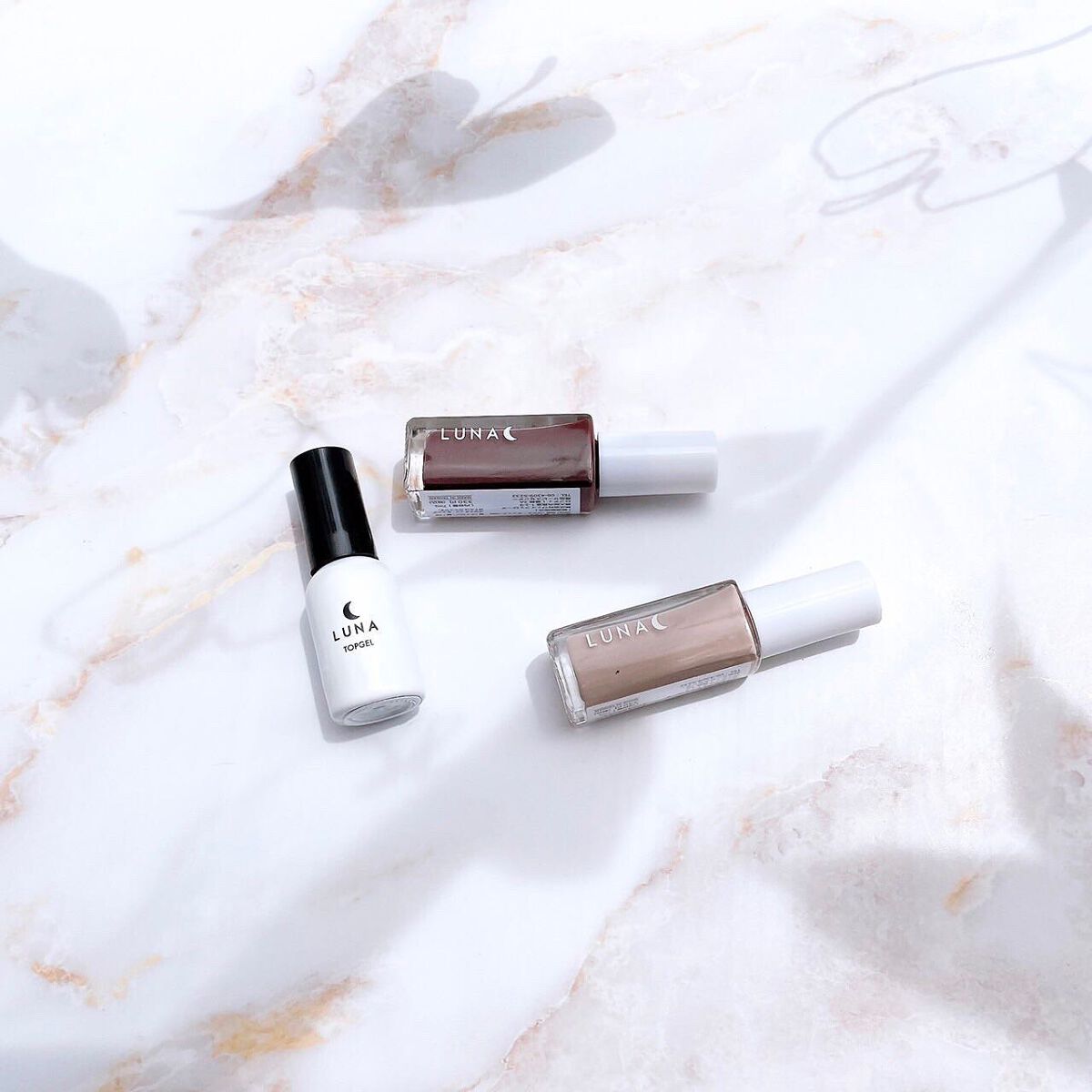 waniwaniコスメ@ふぉろば on LIPS 「LUNAピールオフマニキュア水性マニキュアとジェルが併用可能な..」(1枚目)