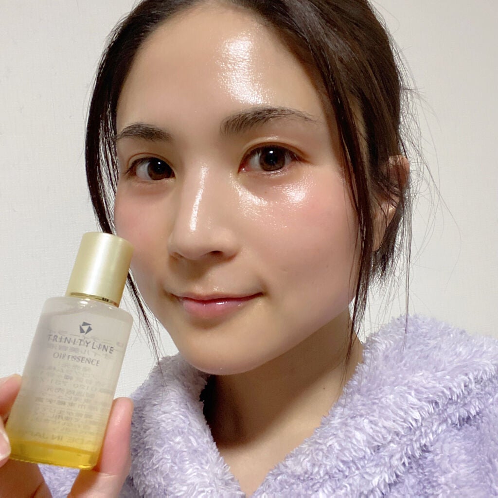 オイル エッセンス/トリニティーライン/フェイスオイルを使ったクチコミ(4枚目)