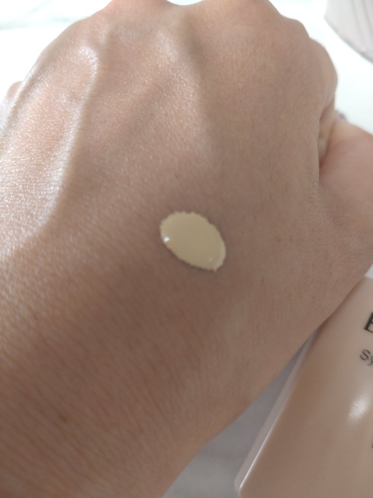 シンクロフィット リキッド U V/ESPRIQUE/リキッドファンデーションを使ったクチコミ（3枚目）