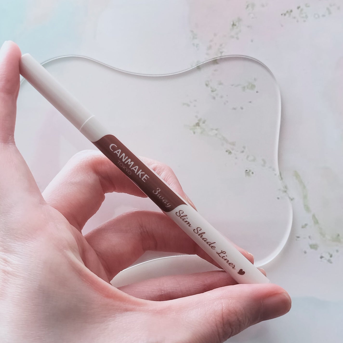 3wayスリムシェードライナー/キャンメイク/リキッドアイライナーを使ったクチコミ(2枚目)