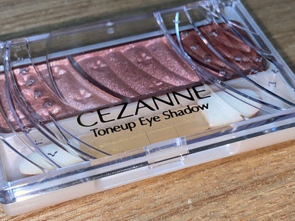 トーンアップアイシャドウ/CEZANNE/アイシャドウパレットを使ったクチコミ(2枚目)