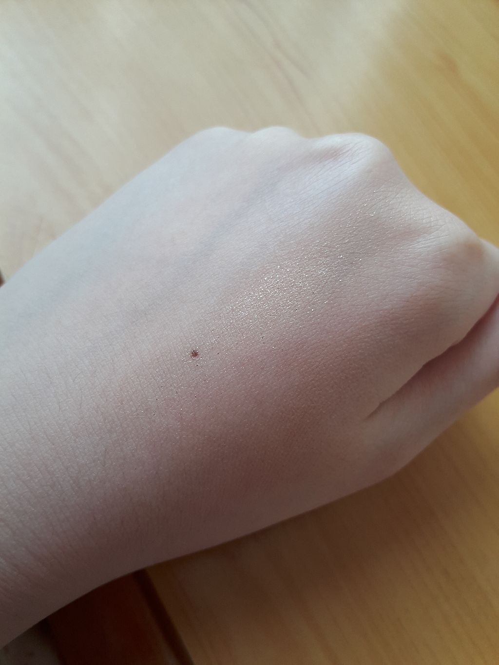 シャイニーシャドウ N/excel/単色アイシャドウを使ったクチコミ（2枚目）