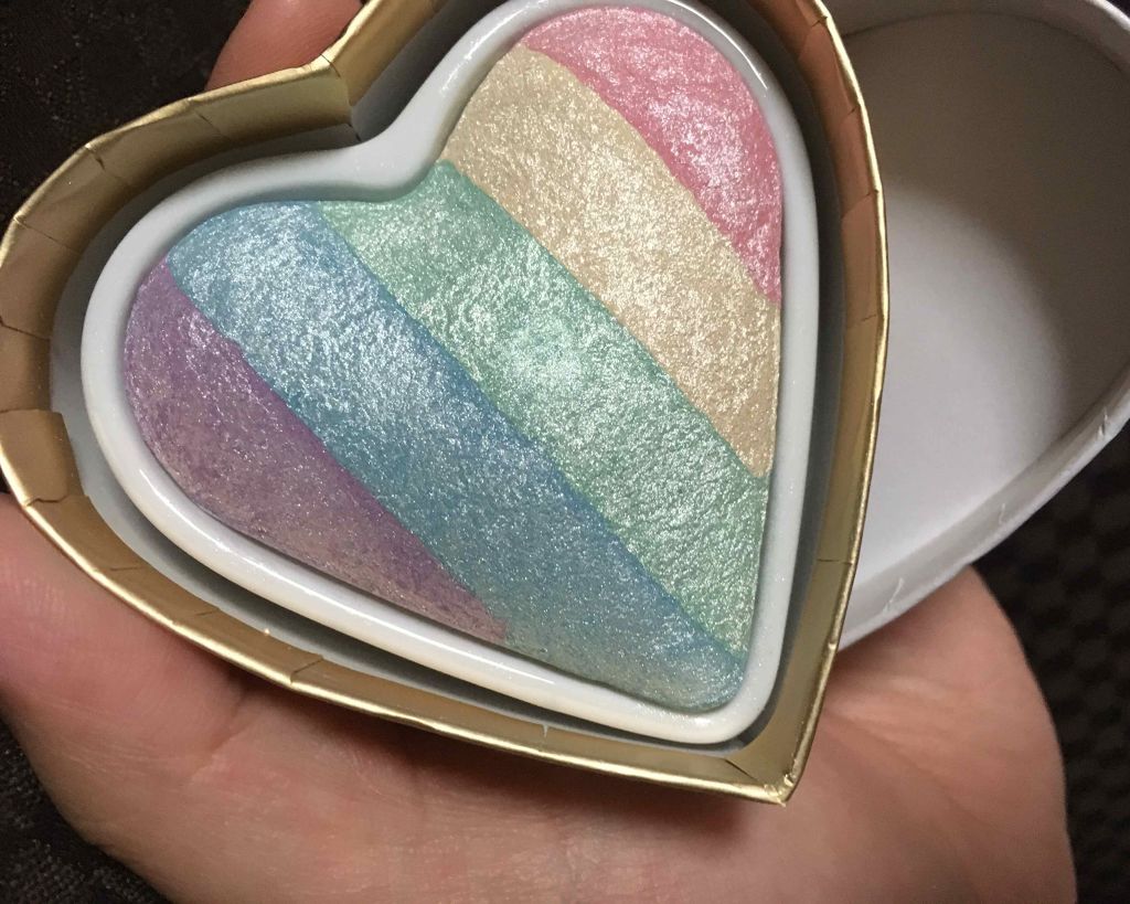 ハートハイライター ユニコーンハート/MAKEUP REVOLUTION/パウダーハイライトを使ったクチコミ(3枚目)