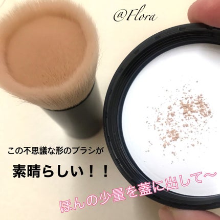 ビューティフル フィニッシュ ブラシ/bareMinerals/メイクブラシを使ったクチコミ(3枚目)