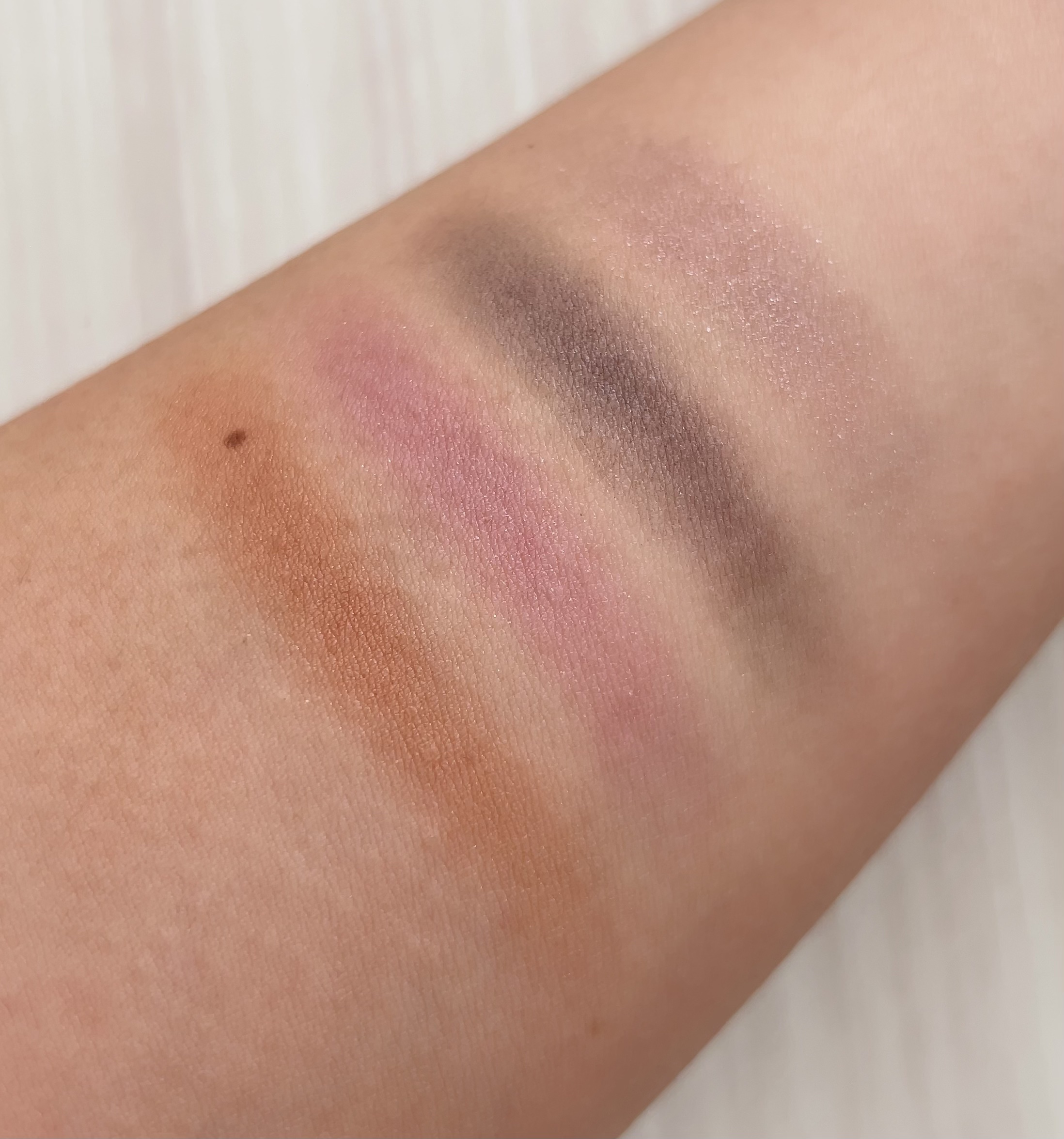 アイカラー デュオ 04 シエル ドゥ ラ ヌイ/PAUL & JOE BEAUTE/アイシャドウパレットを使ったクチコミ（3枚目）