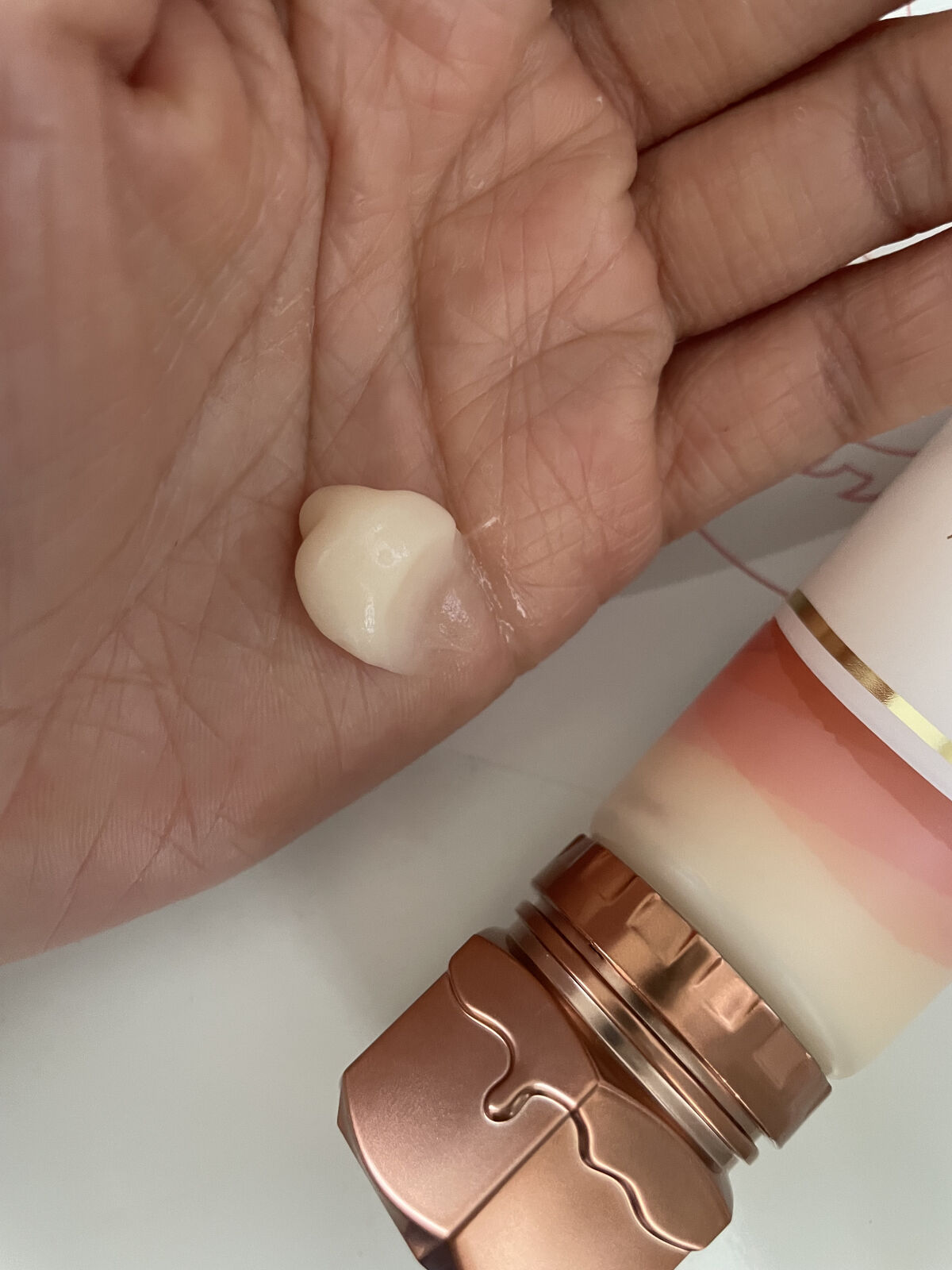 アンドハニー　クリーミーモイスト ハンドクリーム/&honey/ハンドクリームを使ったクチコミ（2枚目）