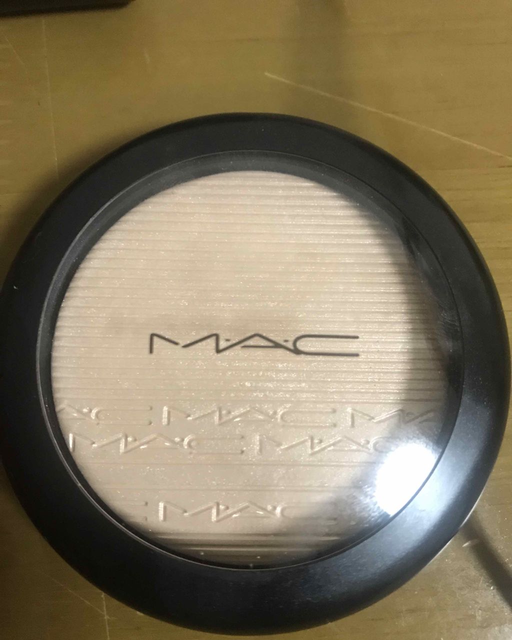 エクストラ ディメンション スキンフィニッシュ/M・A・C/プレストパウダーを使ったクチコミ(1枚目)