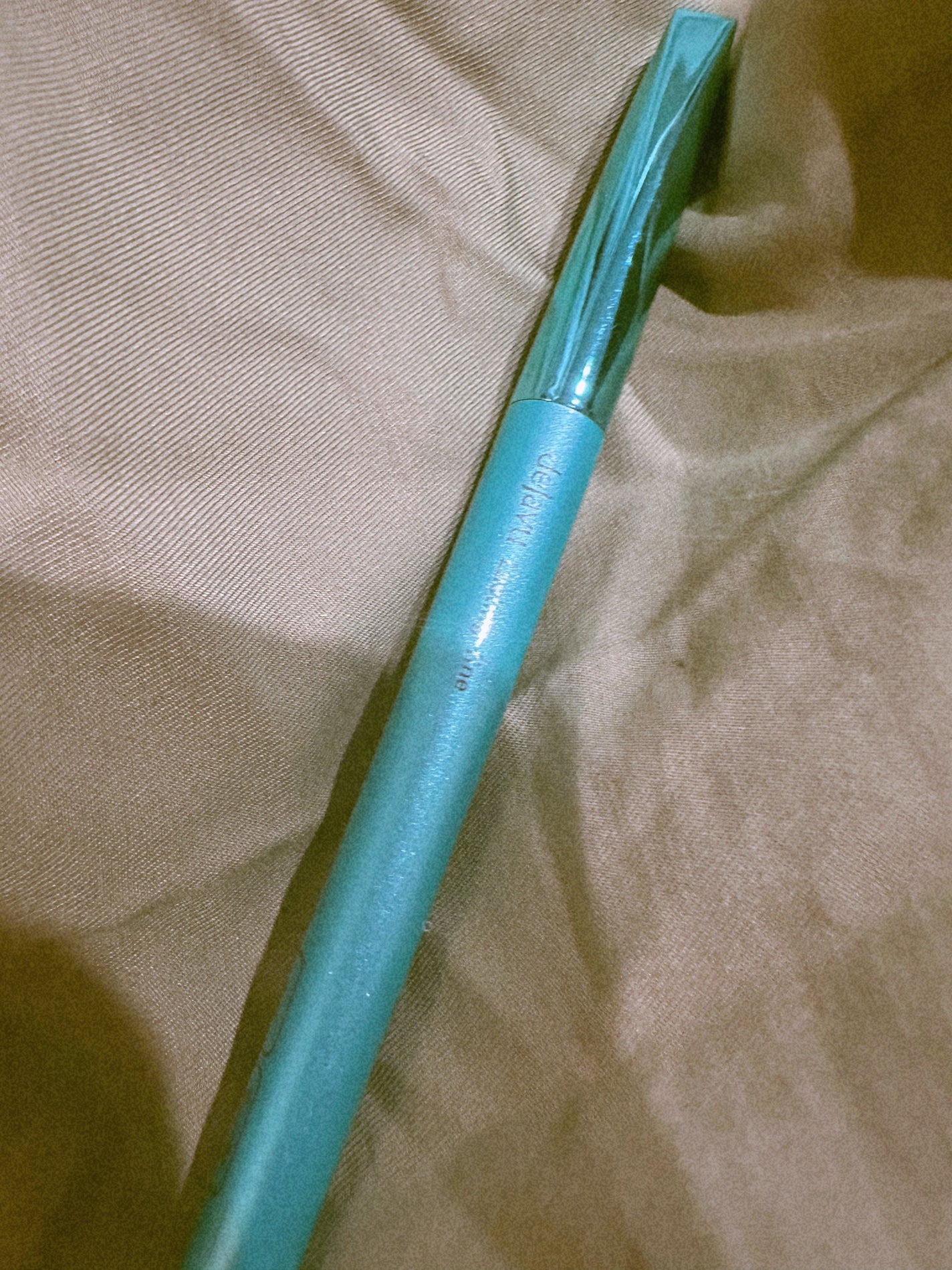 「密着アイライナー」クリームペンシル/デジャヴュ/ペンシルアイライナーを使ったクチコミ(1枚目)