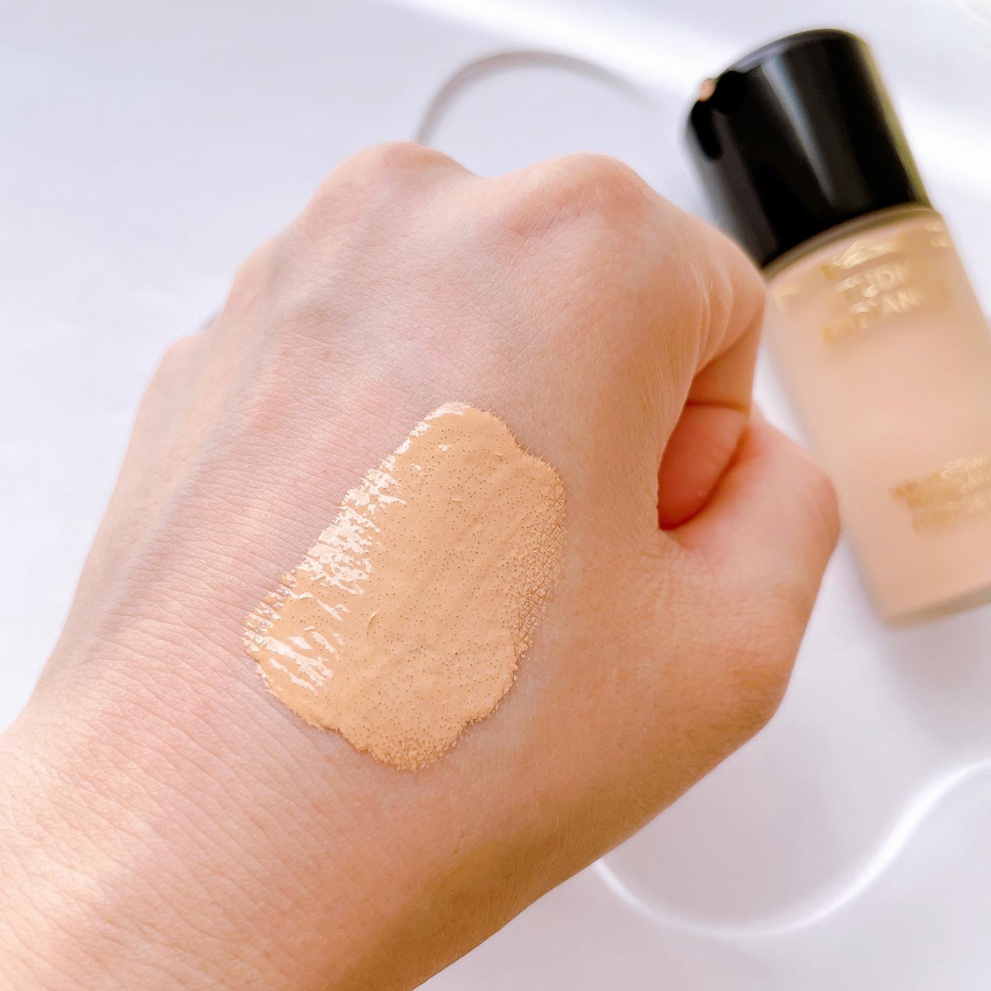 スタジオ ラディアンス セラム ファンデーション/M・A・C/リキッドファンデーションを使ったクチコミ（3枚目）