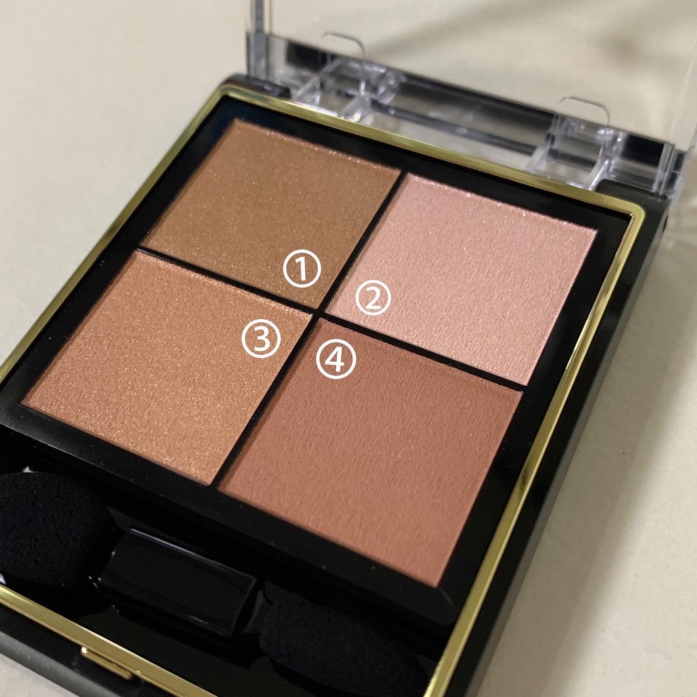 リアルクローズシャドウ/excel/アイシャドウパレットを使ったクチコミ(2枚目)