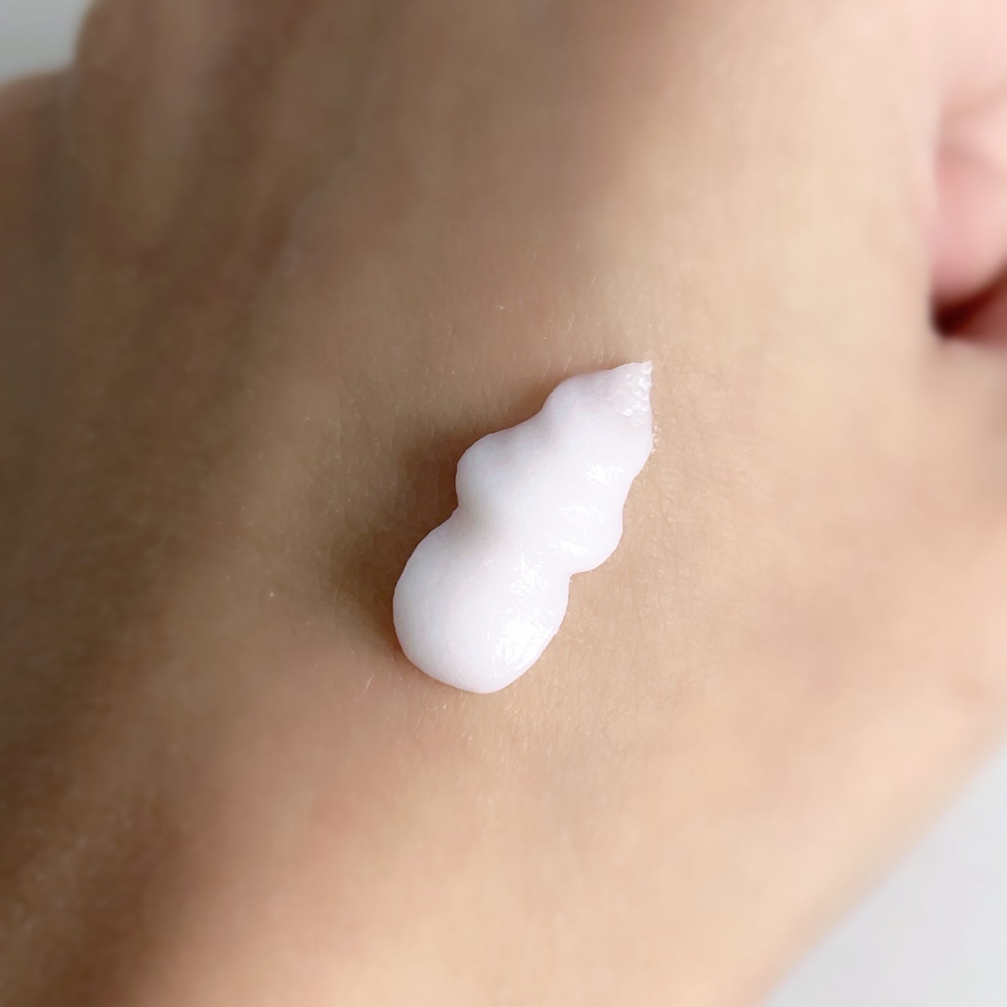 3番 シルクビューティークリーム/numbuzin/フェイスクリームを使ったクチコミ(2枚目)