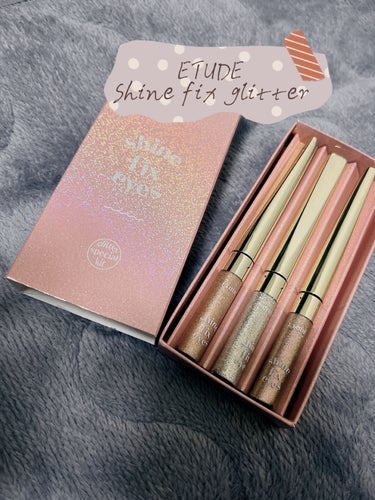 ETUDE shine fix eyes glitter
のスペシャルキットを購入しました🌸

Qoo10だと1人1本限定で¥200くらいで購入出来たんだけど、全色集めたかったのでキットにしました！

