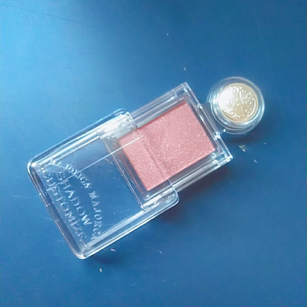 シャドーカスタマイズ/MAJOLICA MAJORCA/単色アイシャドウを使ったクチコミ(2枚目)