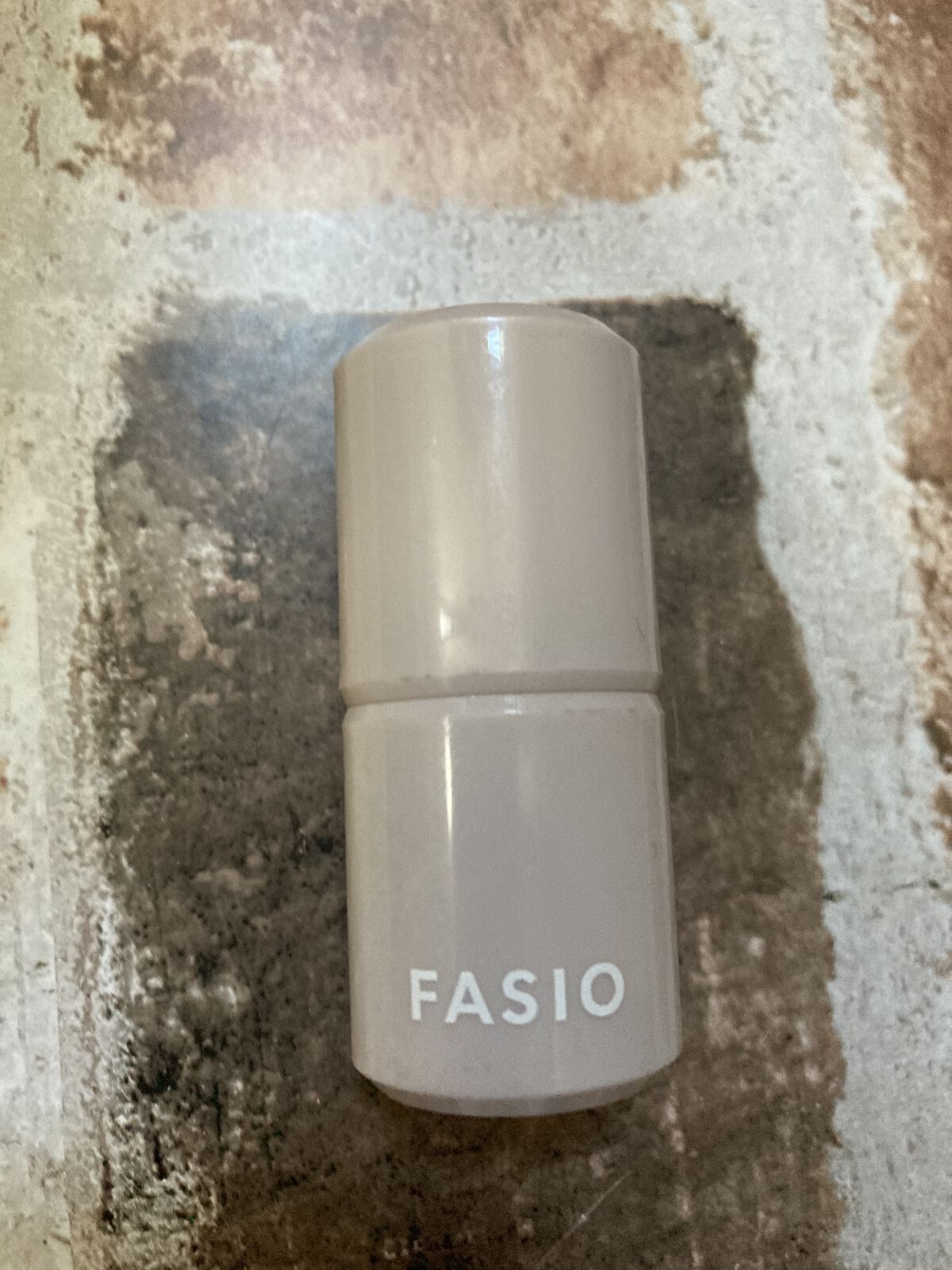 マルチフェイス スティック 08 Caramel Kiss/FASIO/ジェル・クリームチークを使ったクチコミ（1枚目）