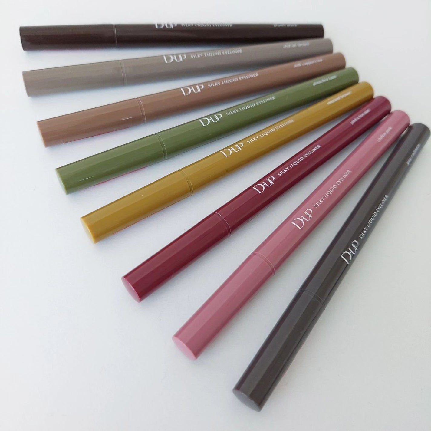 シルキーリキッドアイライナーWP/D-UP/リキッドアイライナーを使ったクチコミ(4枚目)