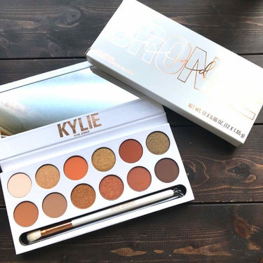 Bronze Extended Palette Kylie Cosmetics