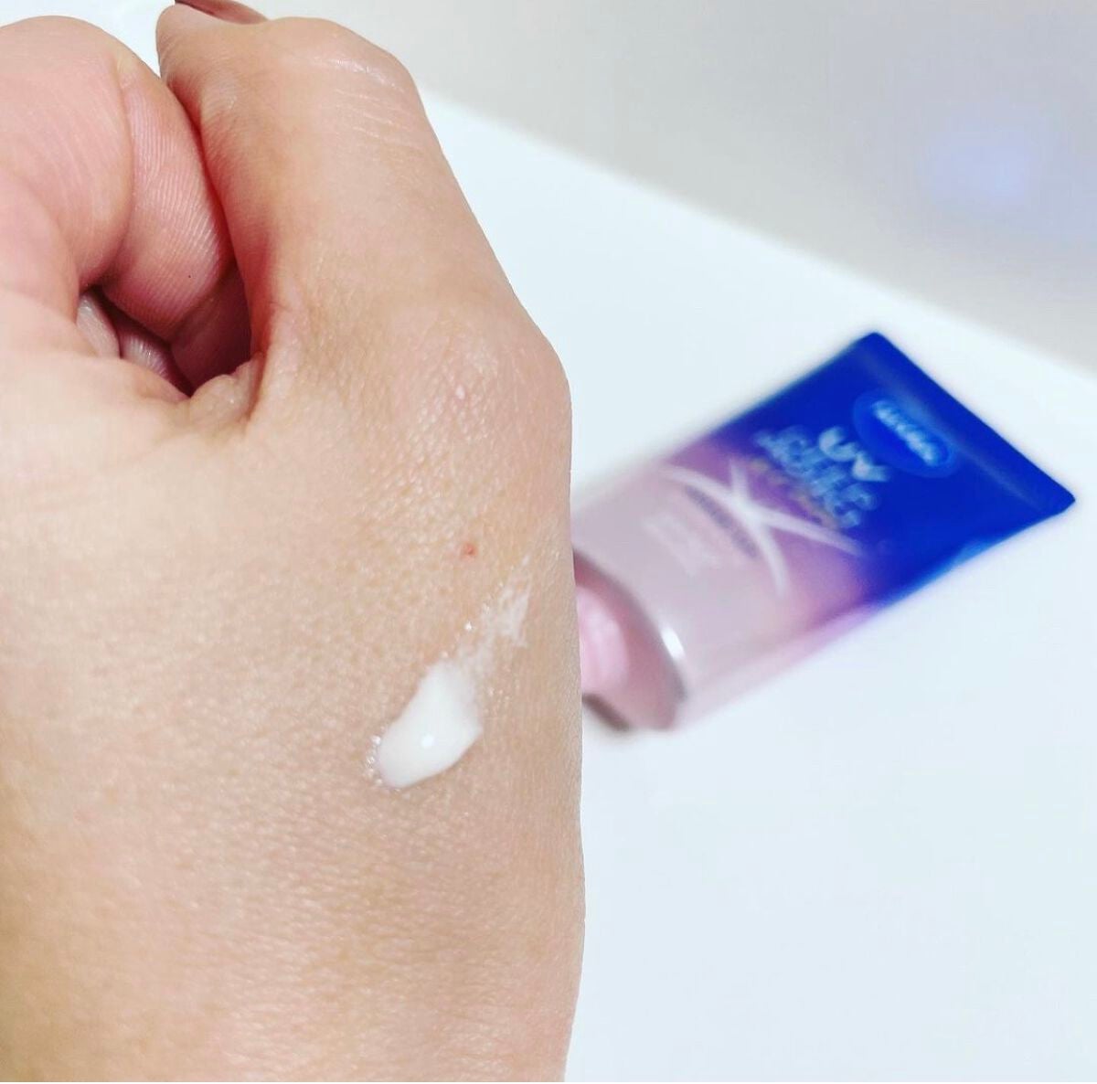 ニベアUV ディープ プロテクト&ケア トーンアップ エッセンス/ニベア/日焼け止めローションを使ったクチコミ(2枚目)