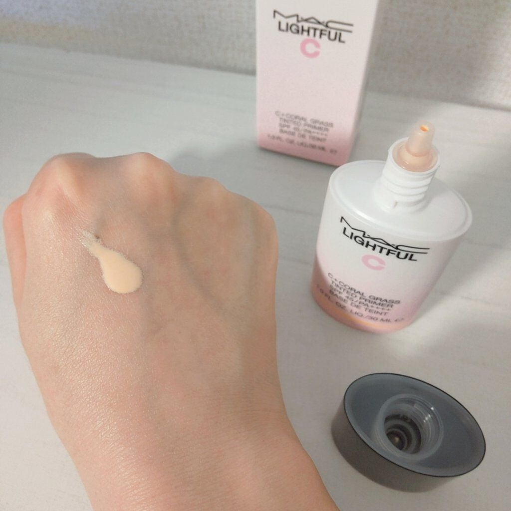 ライトフル C+ティンティッド プライマーSPF45(PA++++)/M・A・C/化粧下地を使ったクチコミ(2枚目)